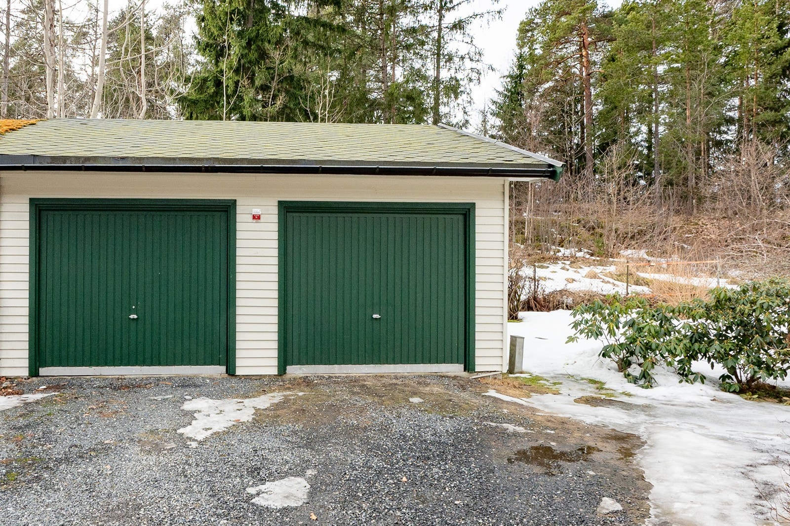 Garasjen er på 40 kvm. Galleribilde