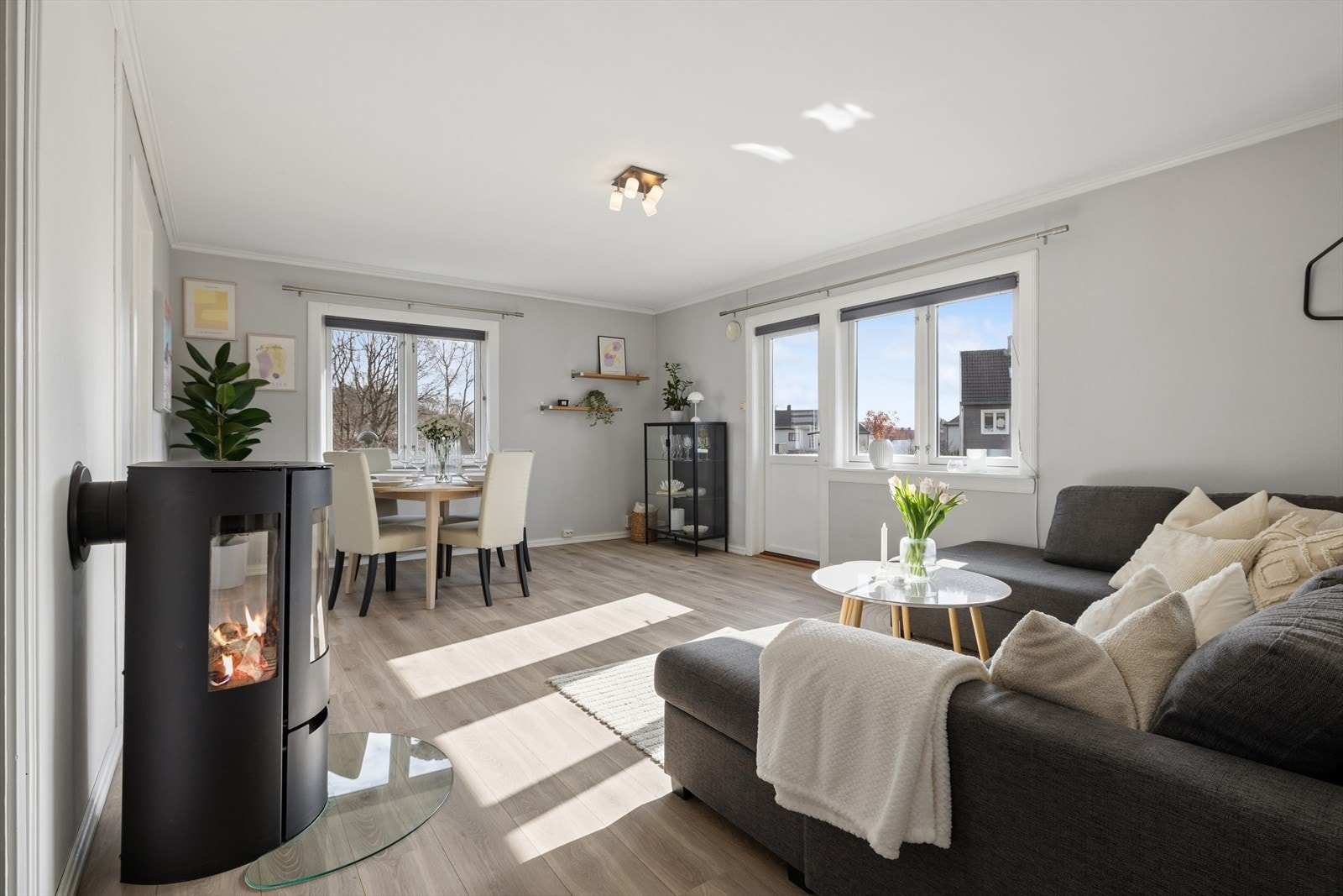 DNB Eiendom v/Håkon Sakariassen har gleden av å presentere Agder Allé 32! Galleribilde