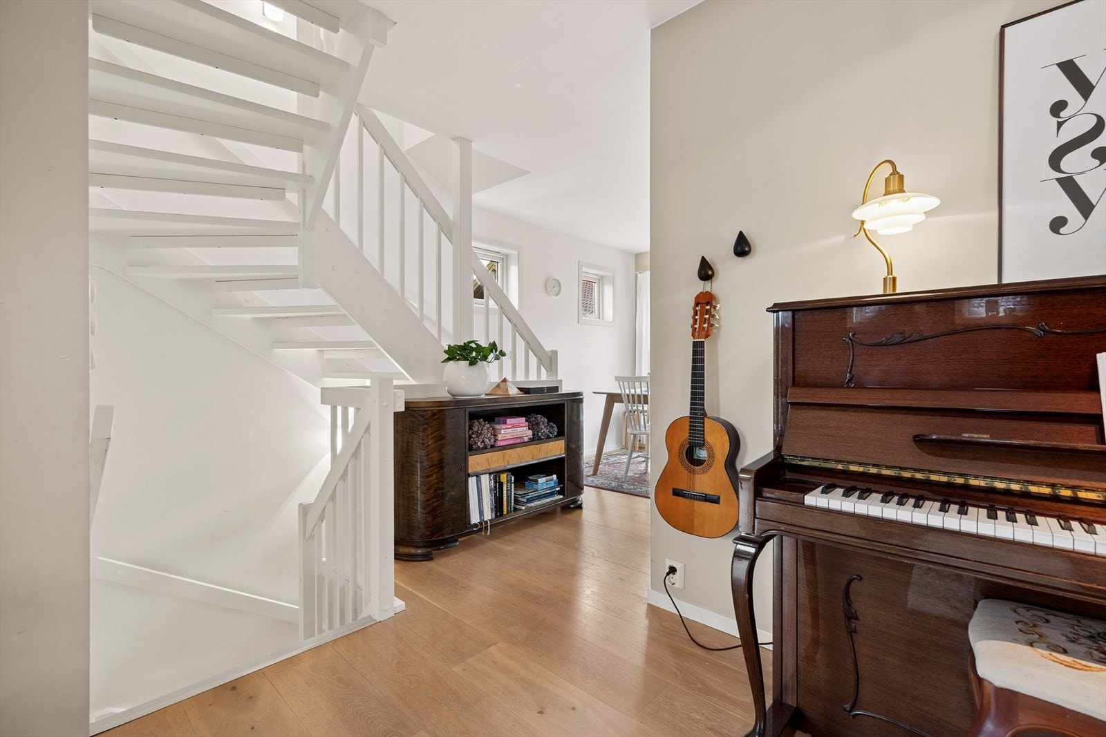 Trappen fører opp til soveromsavdelingen i 2. etasje. Galleribilde