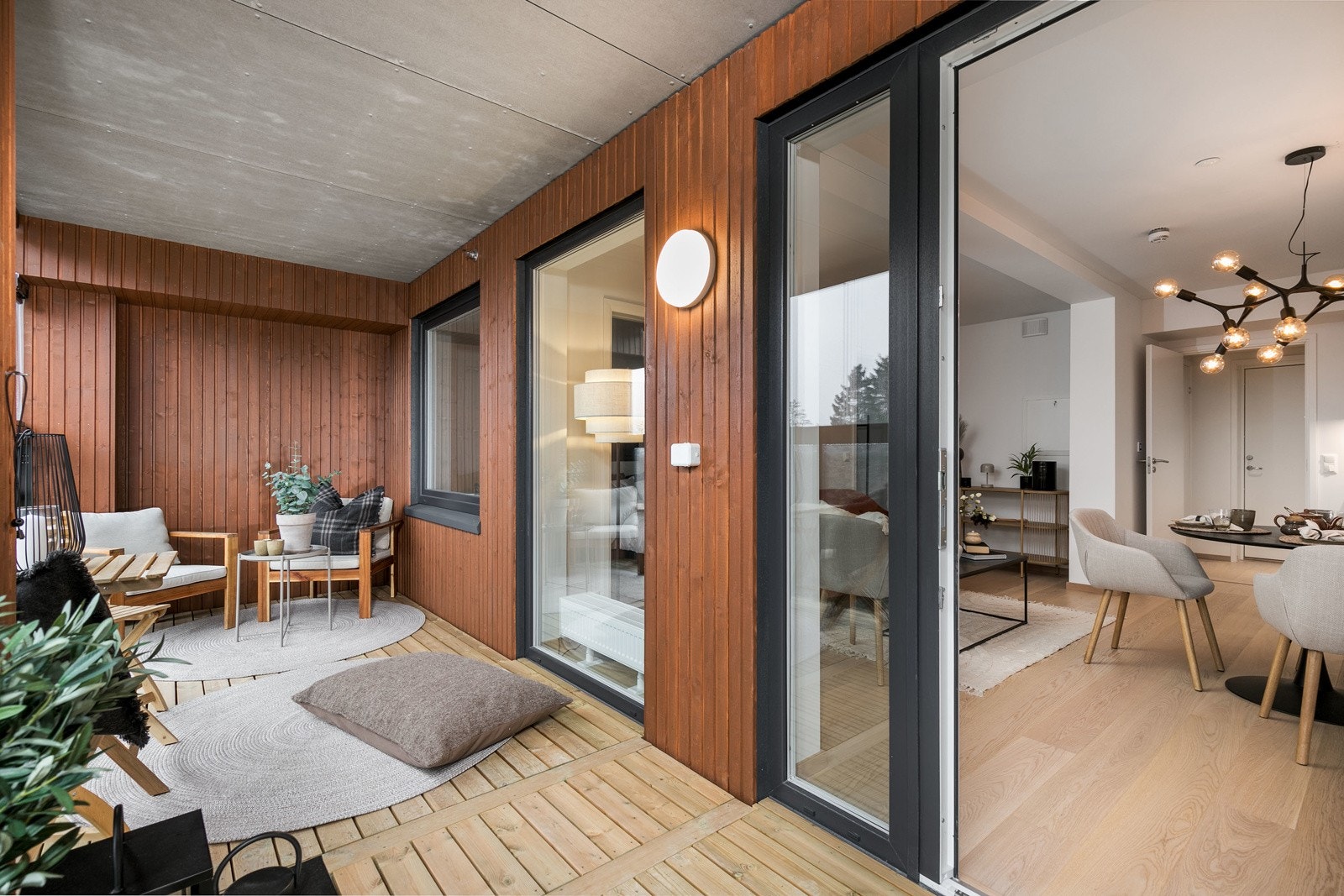 God avsatt plass til utemøbler etter ønske på balkongen. Galleribilde