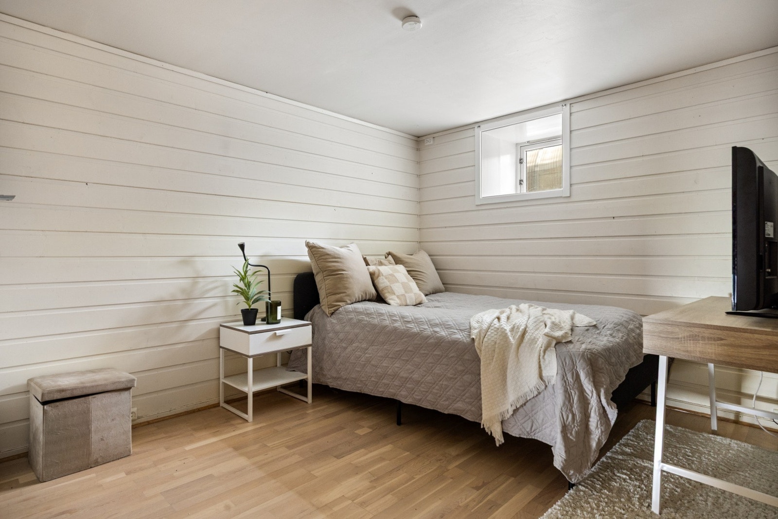 Rom i underetasje på 12kvm. Galleribilde