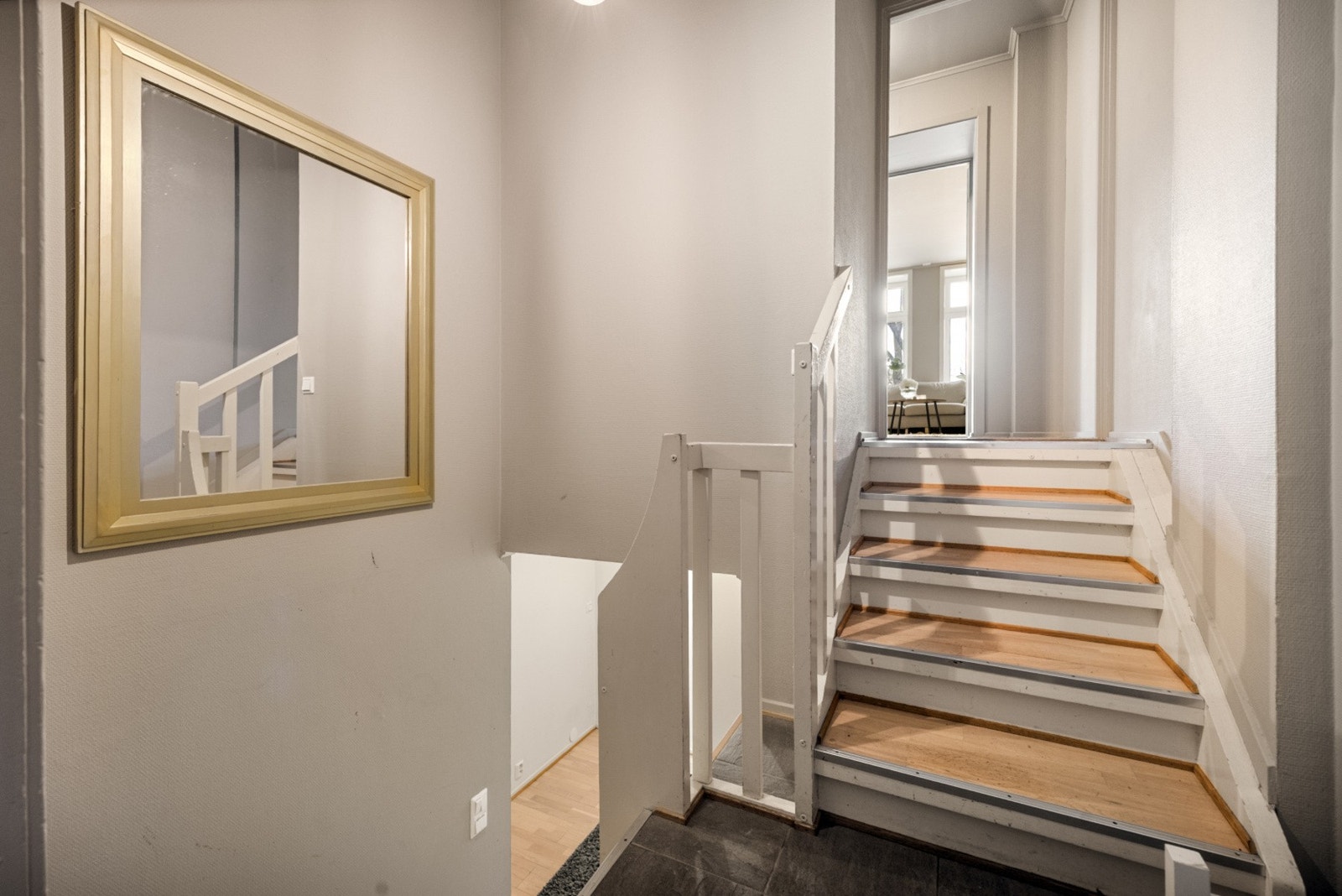 Hele underetasjen har varmekabler i gulv. Galleribilde