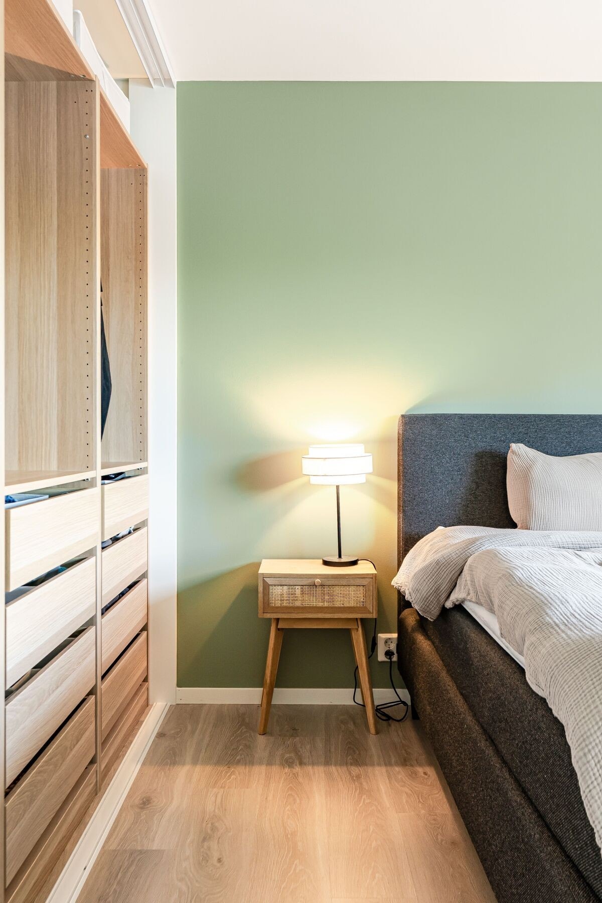 Hovedsoverommet har stor garderobeløsning Galleribilde