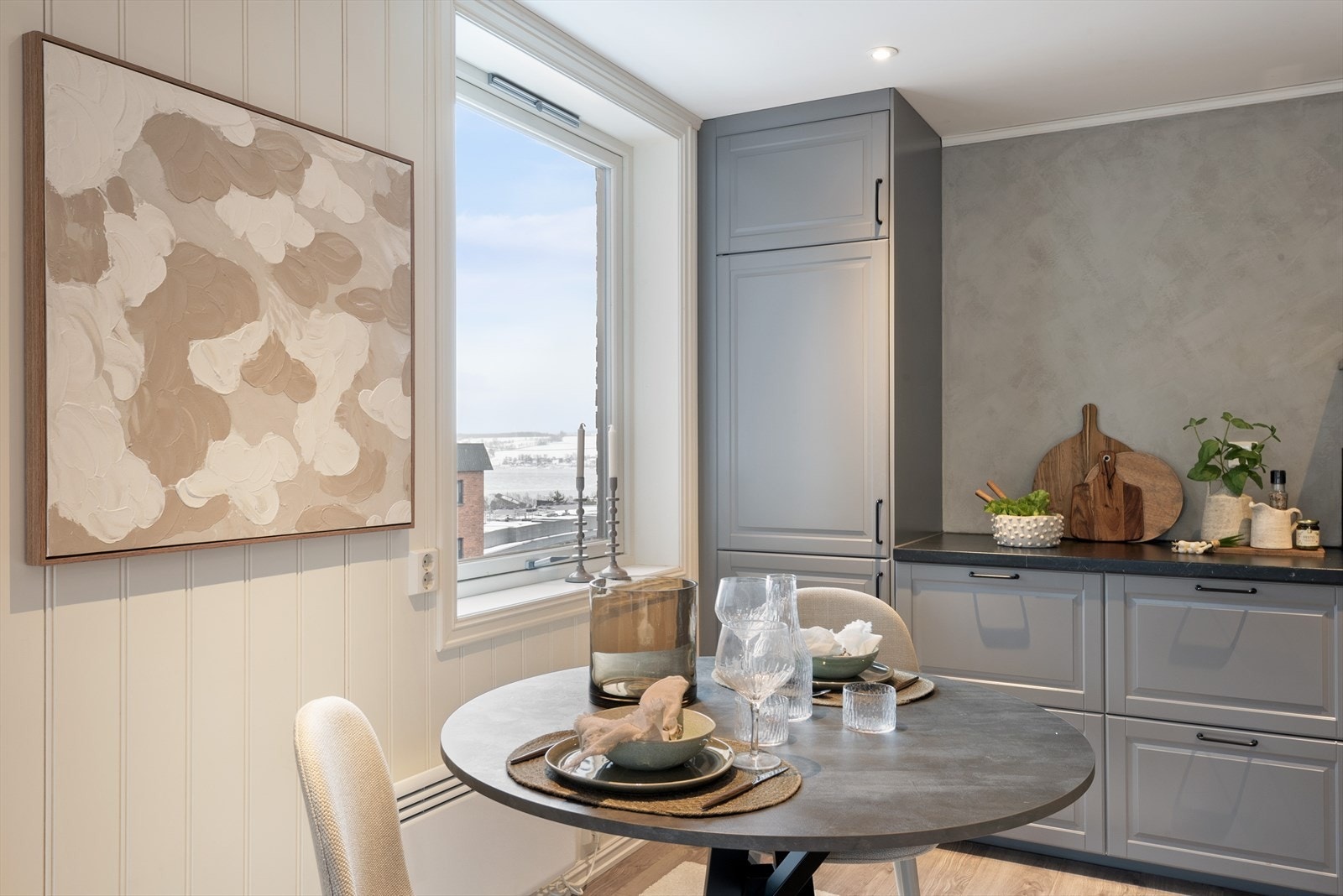 Hyggelig utsyn mot Mjøsa. Galleribilde