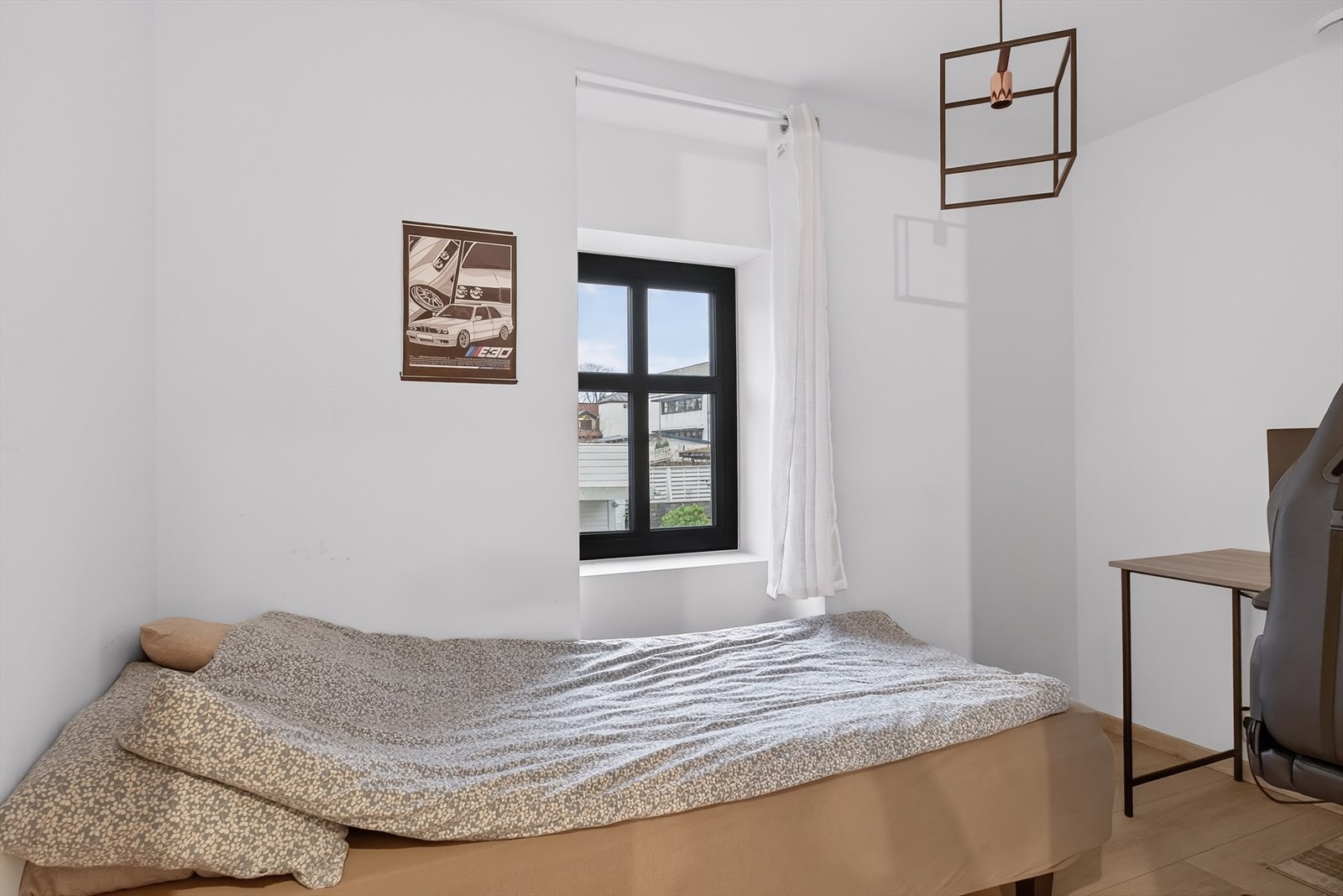 Soverom 2, også av god størrelse og med plass til ulik møblering. Galleribilde