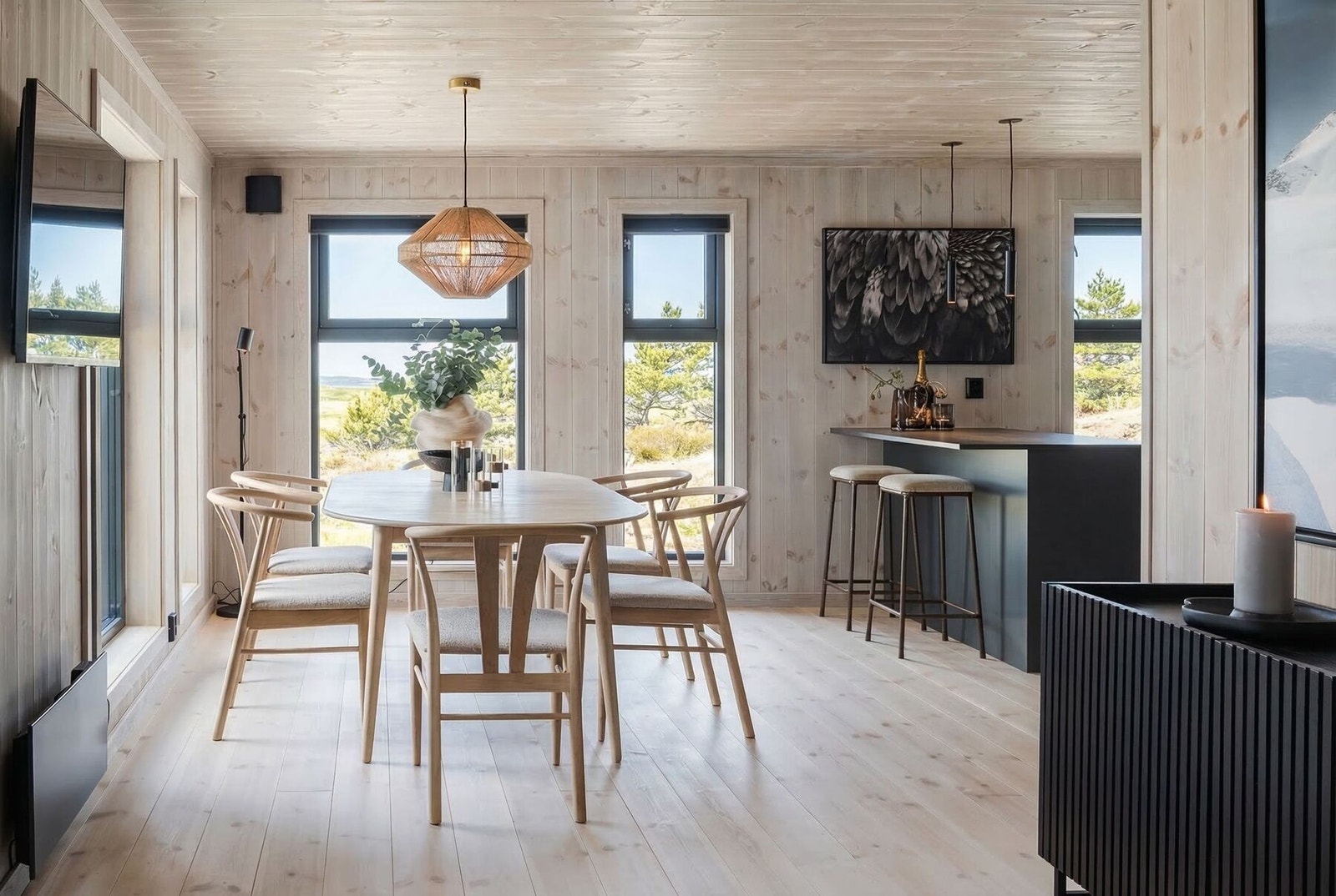 Foto fra spisestue / kjøkken i en tilsvarende hytte, Polar 110 Galleribilde
