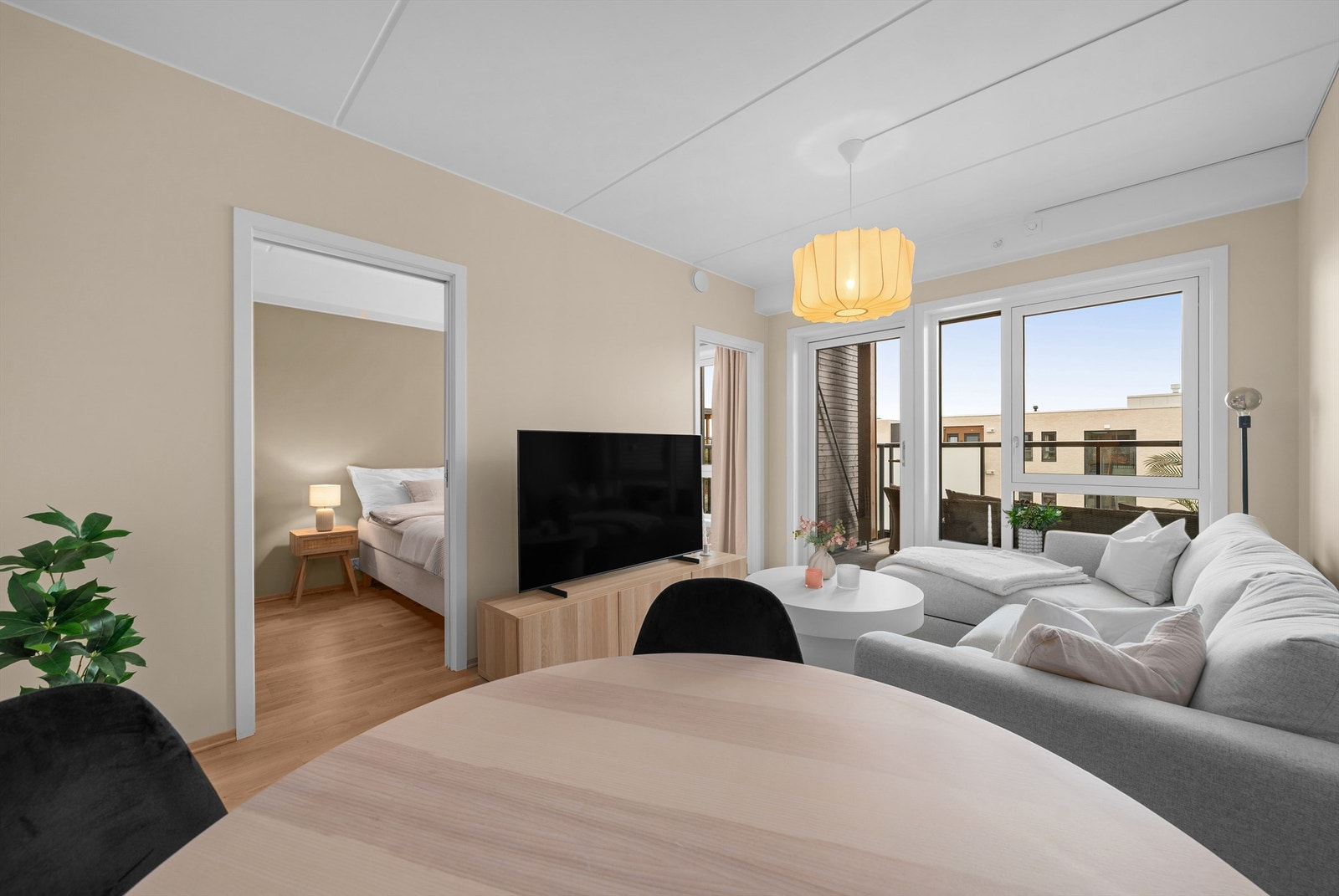 Her får du en gjennomgående moderne standard og vannbåren gulvvarme. Galleribilde