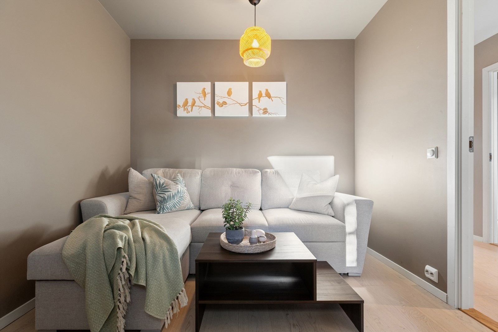 Soverom 2 er oppmålt tl ca 8,6 kvm og har flere bruksmuligheter etter behov Galleribilde