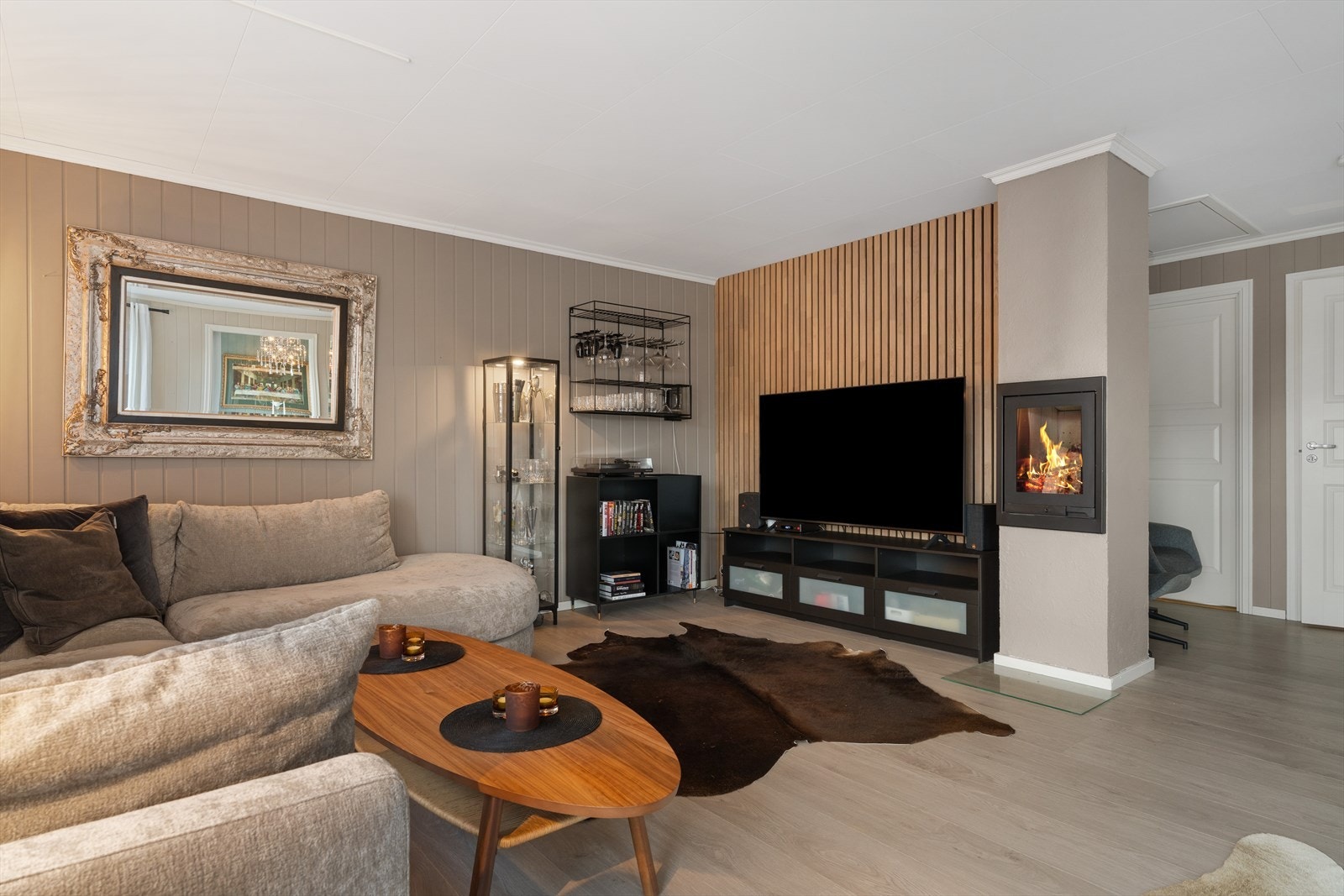 Boligen er fra 2014 og har et internt bruksareal på 139 kvm. Galleribilde