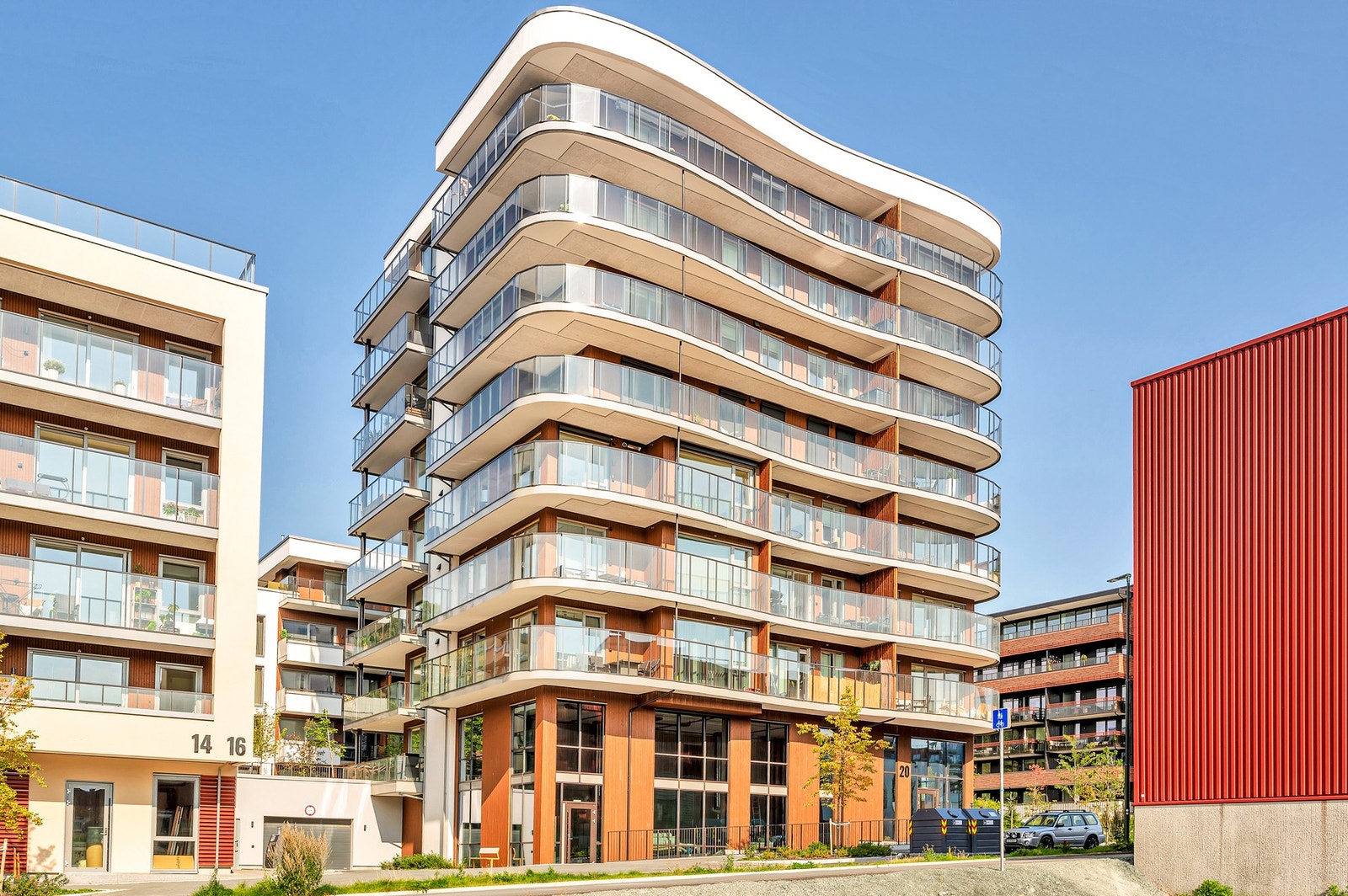 Som eier av Ladebekken 20 vil du bli sameier i Øvre Nyhavna 3. Her har du kort gangavstand til bussholdeplass på Nyhavna og togstasjon på Lilleby. Galleribilde