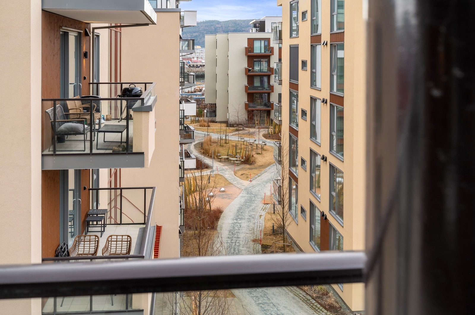 Utsikt fra balkong. Galleribilde