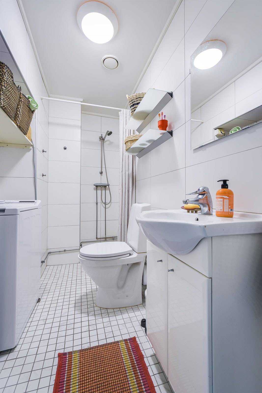 Badet har elektriske varmekabler på bad. Galleribilde