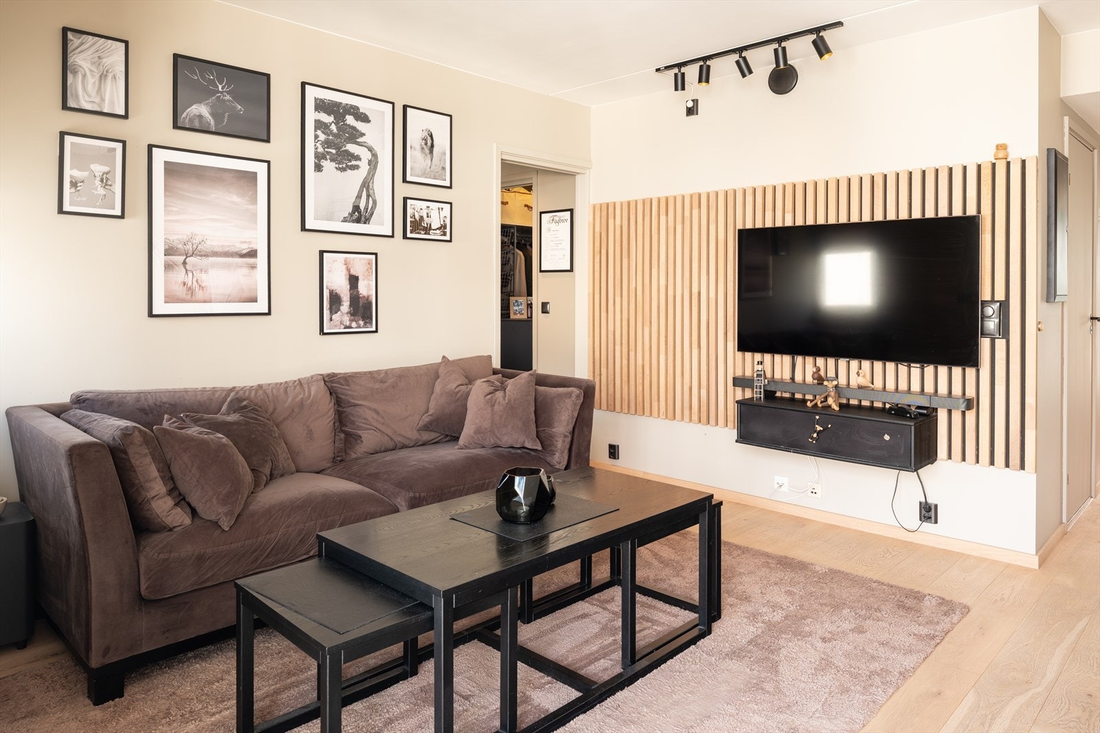 Leiligheten holder en stilriktig utførelse. Galleribilde