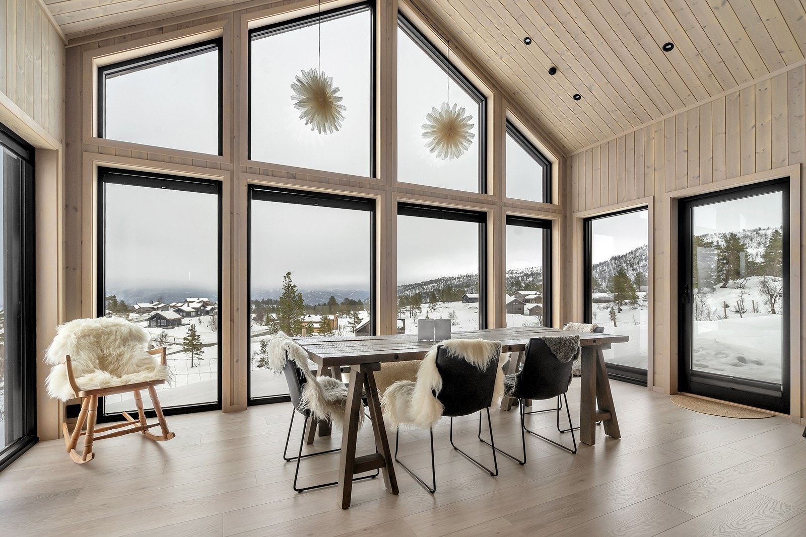 Velkommen inn i en ny og meget flott fritidsbolig Galleribilde