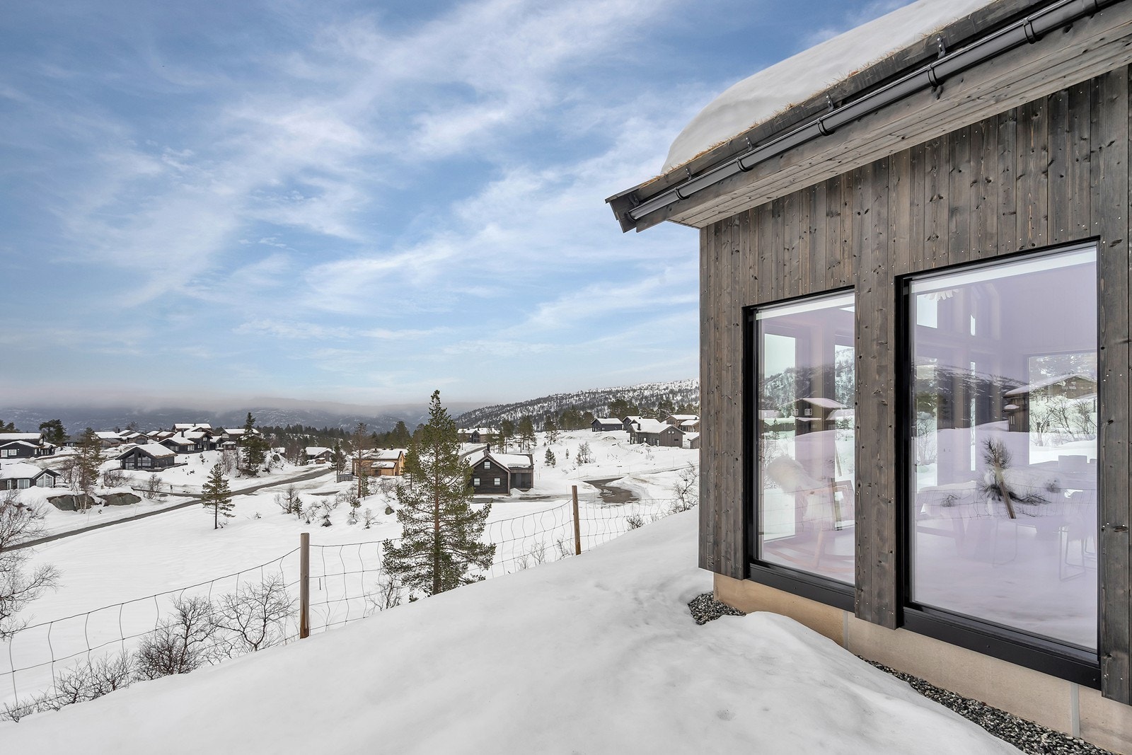 Solrik beliggenhet Galleribilde