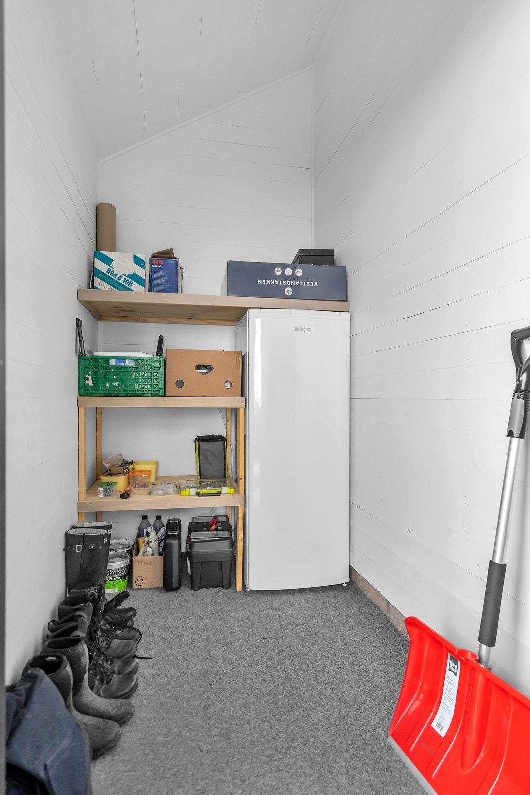 Romslig bod med god takhøyde Galleribilde