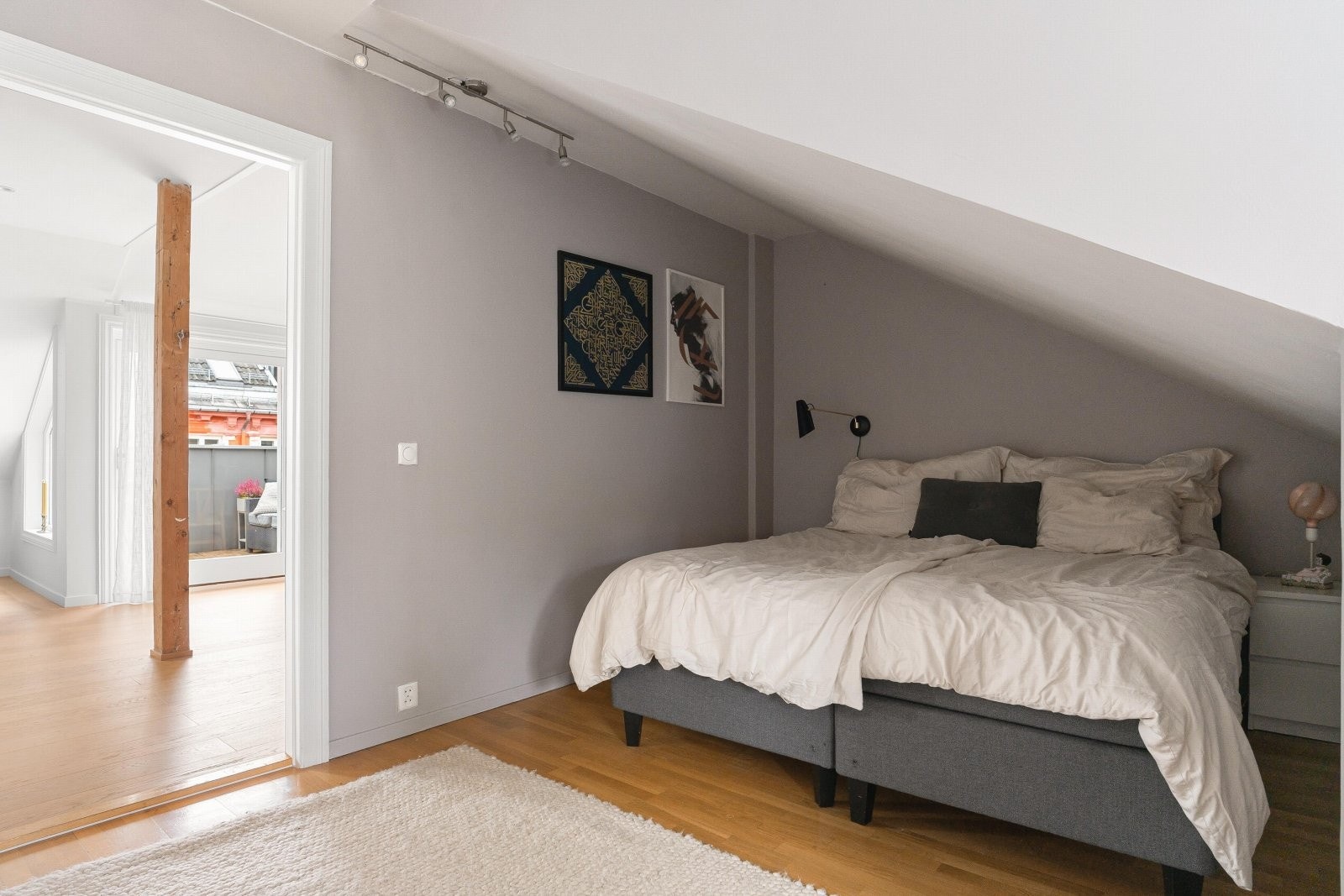 Romslig hovedsoverom Galleribilde