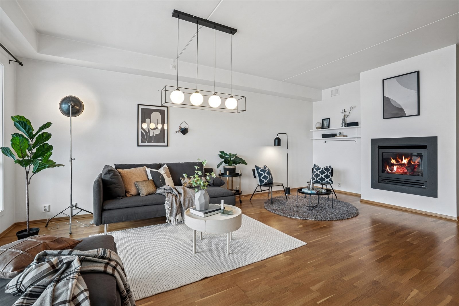 Lekker innfelt gasspeis som sørger for et fint blikkfang og ekstra varme på kalde dager. Galleribilde