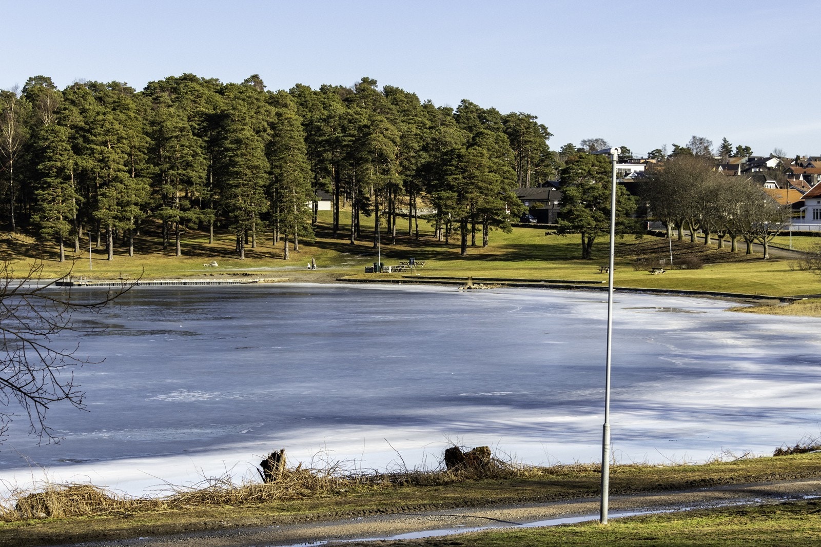 Flotte turområder sommer og vinter ved Tunevannet. Galleribilde