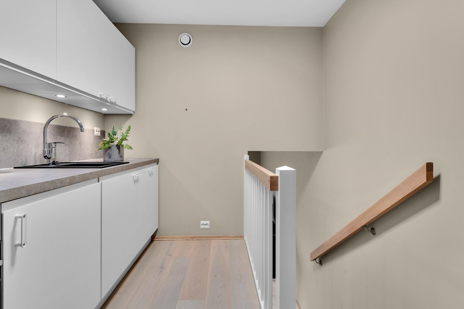 Hybel: Kjøkken Galleribilde