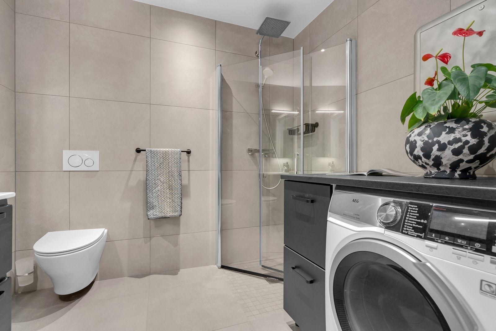 Opplegg for vaskemaskin på bad nr.2 Galleribilde