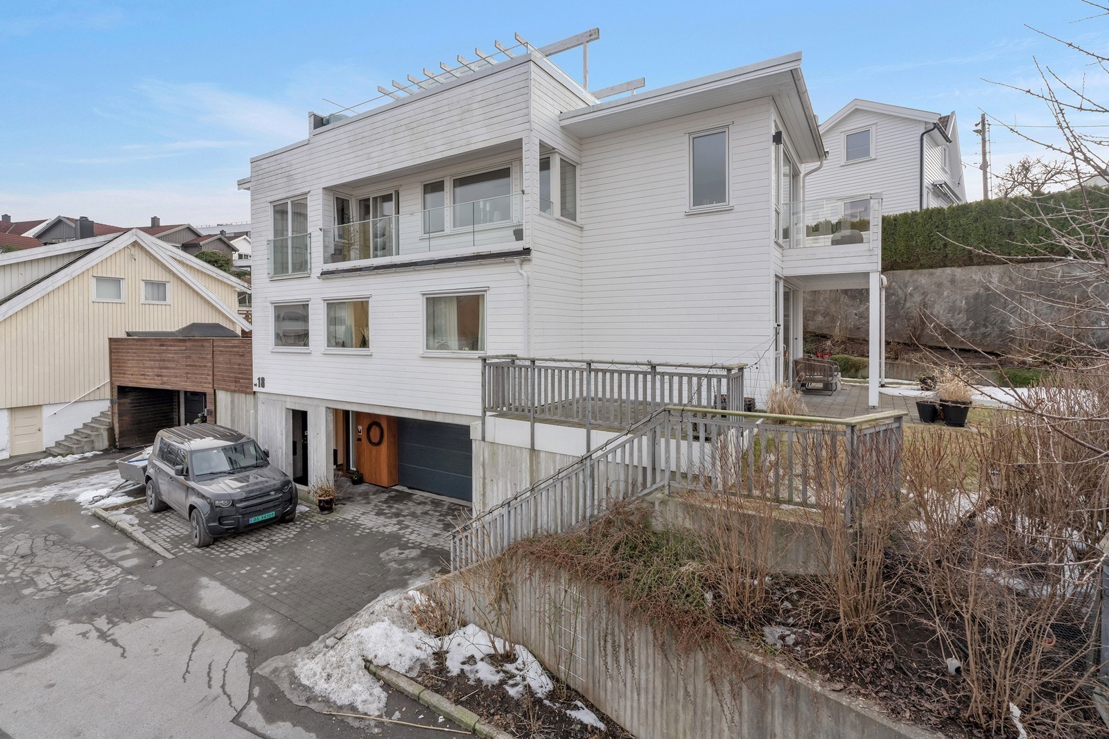 Moderne tomannsbolig med sentral beliggenhet Galleribilde