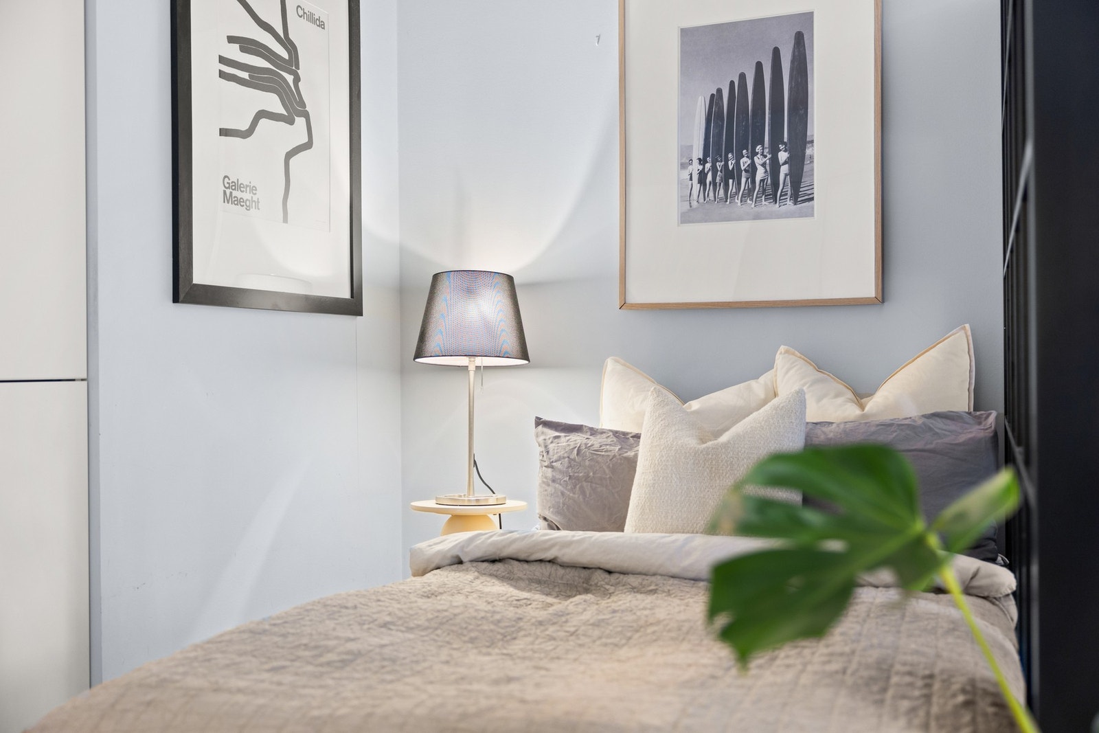 Hyggelig, skjermet sovealkove med 120 cm seng. Det er plass til større ved behov Galleribilde