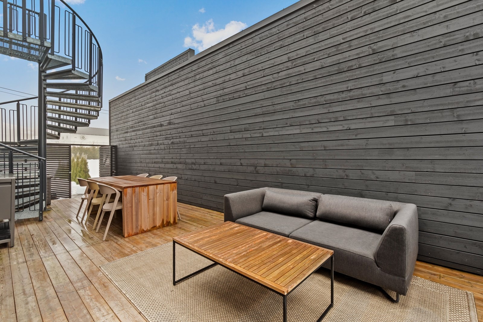 Et sosialt og fint sted for hele familien, hvor barna også kan leke trygt. Galleribilde