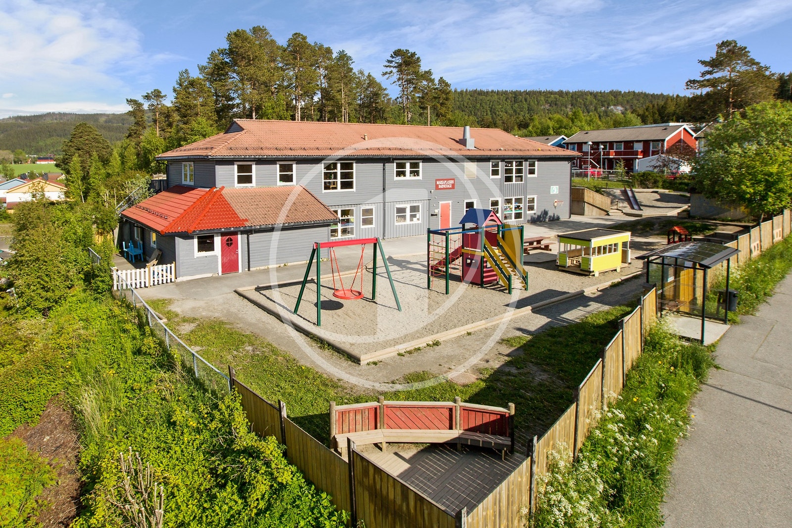 Man har også flere barnehager i området. Galleribilde