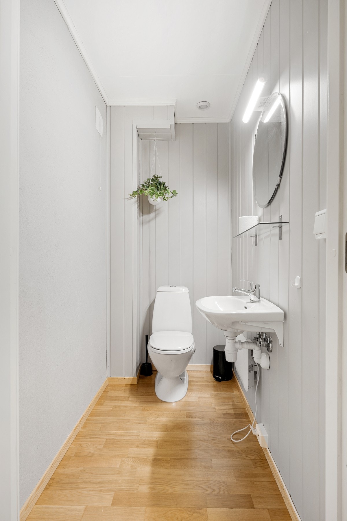 WC kjelleretasje Galleribilde