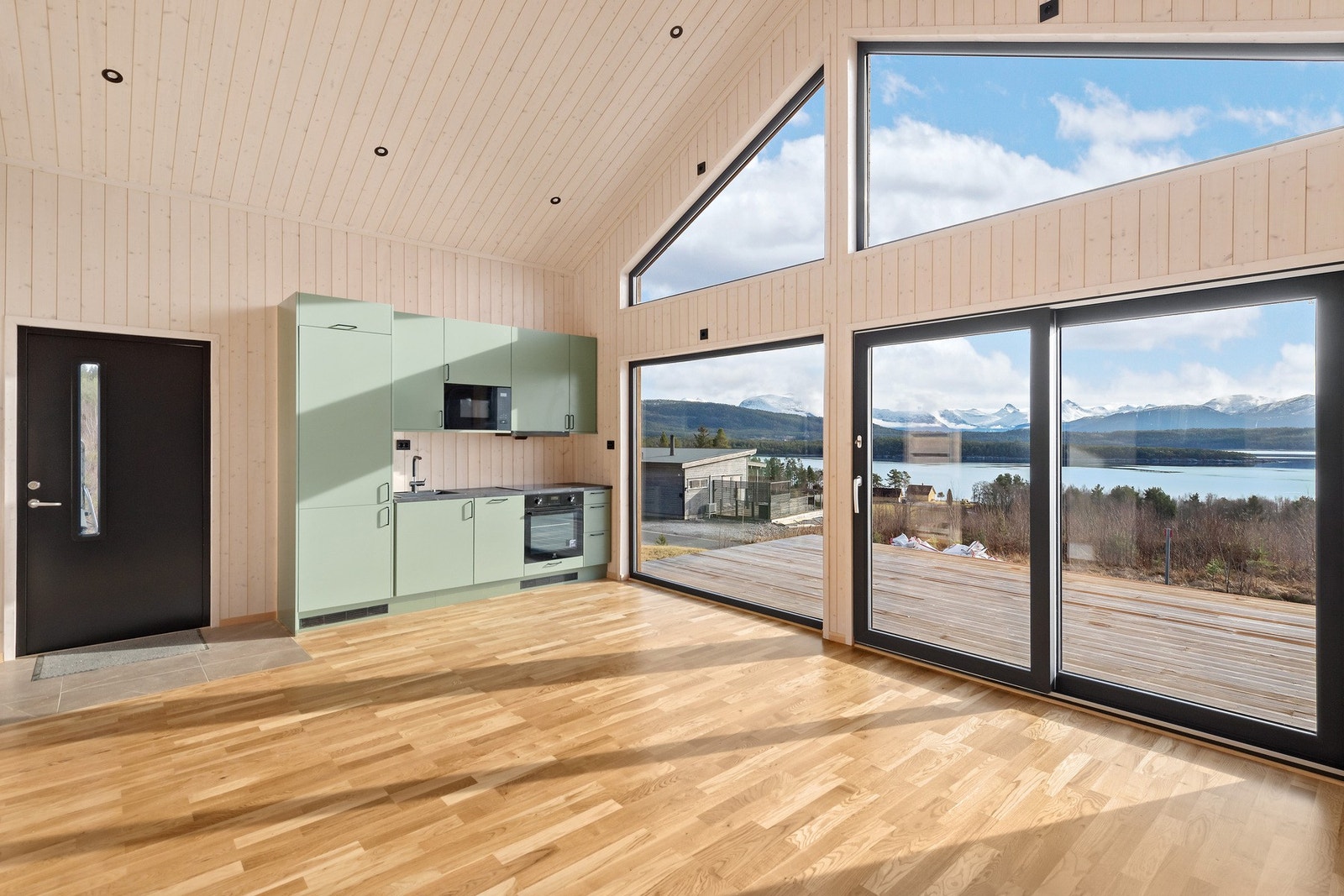 Hytta har et moderne preg og gode, smarte løsninger. Galleribilde