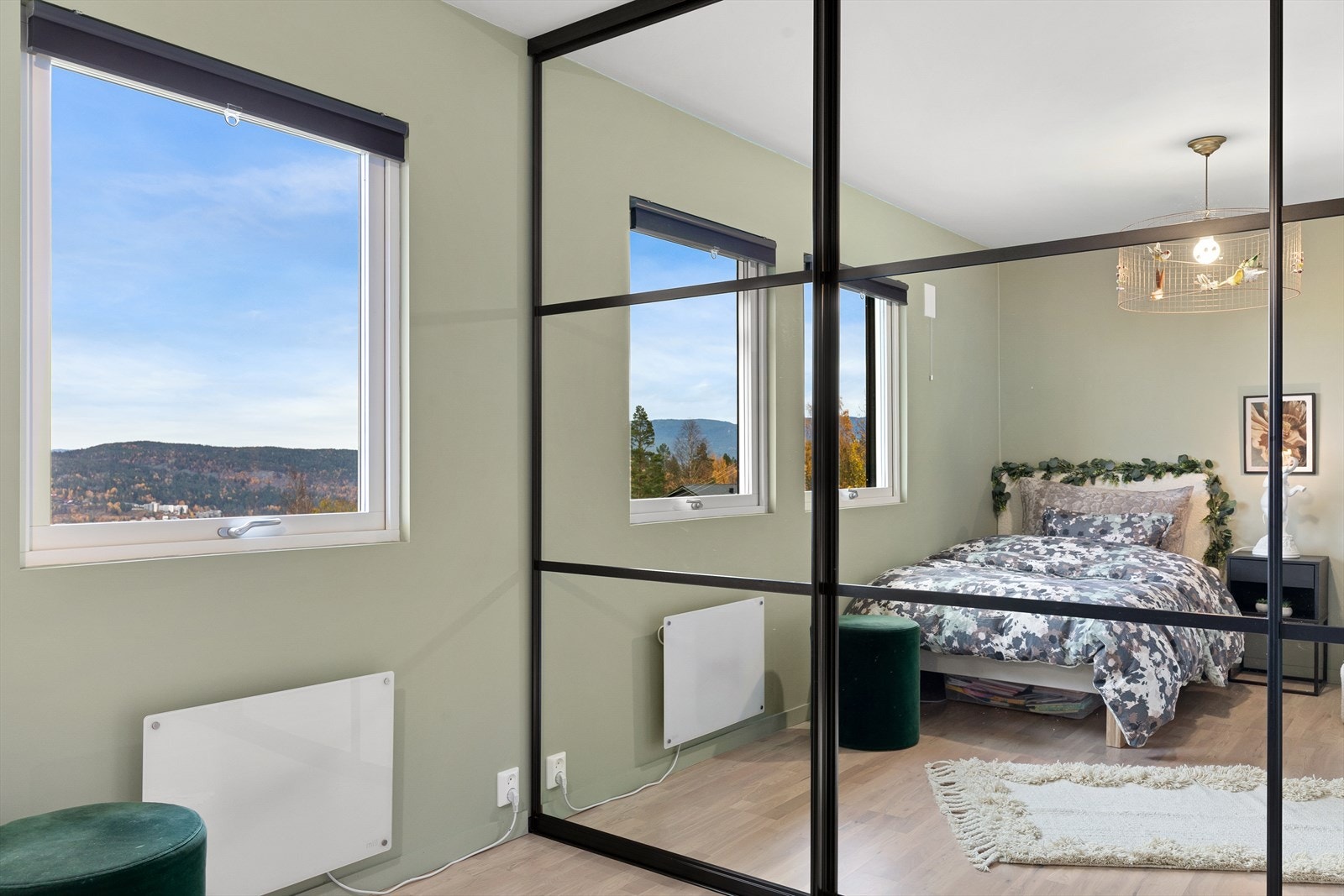 Rommet passer perfekt som barnerom, gjesterom eller kontor Galleribilde