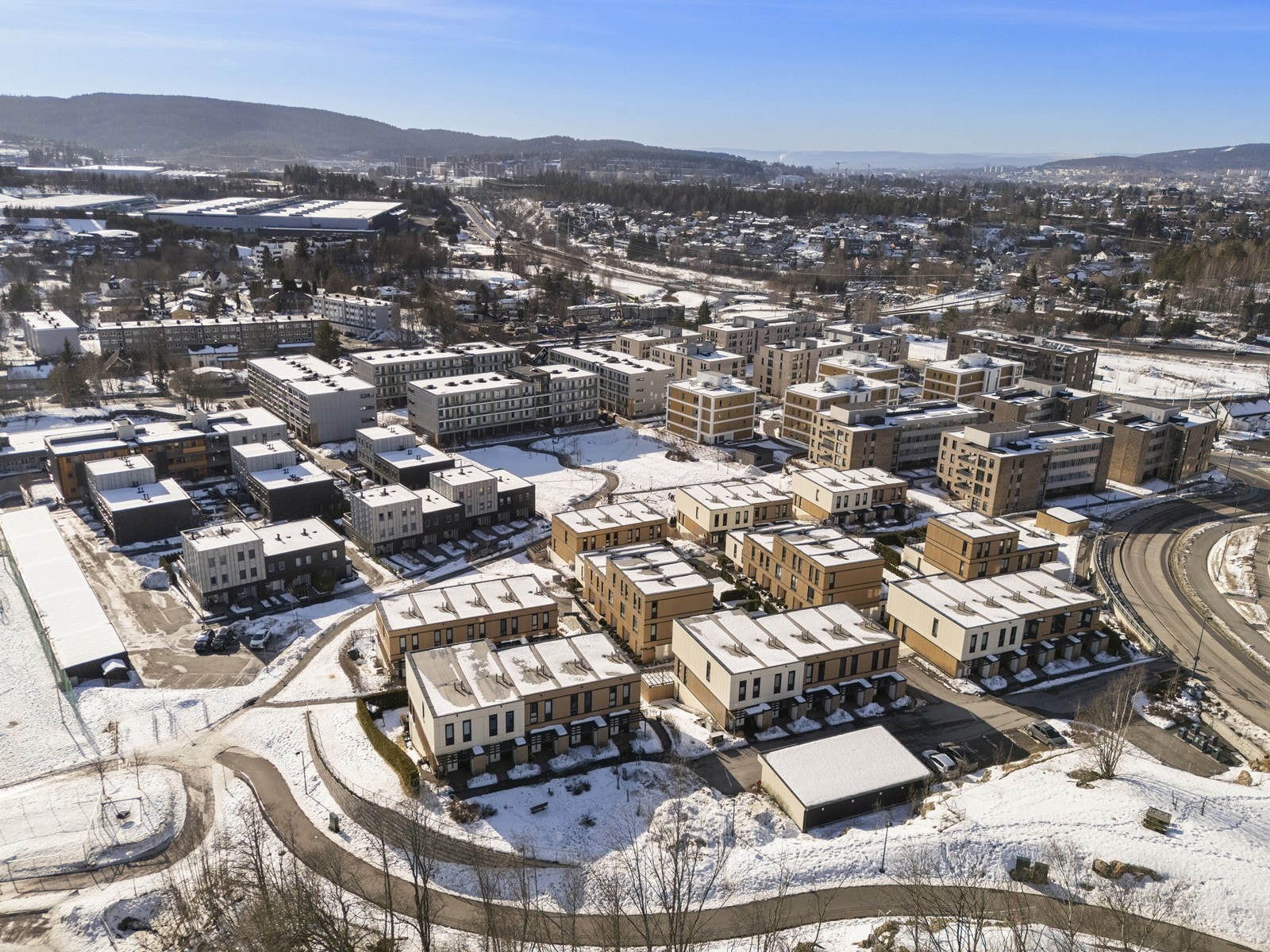 Eiendommen er presentert av Frode Bjørnevik i EiendomsMegler 1. Galleribilde