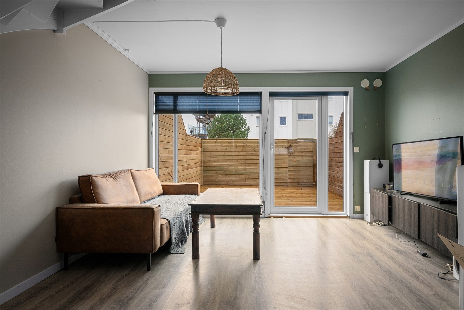 Den åpne løsningen gir en god romfølelse og fleksible møbleringsmuligheter. Galleribilde