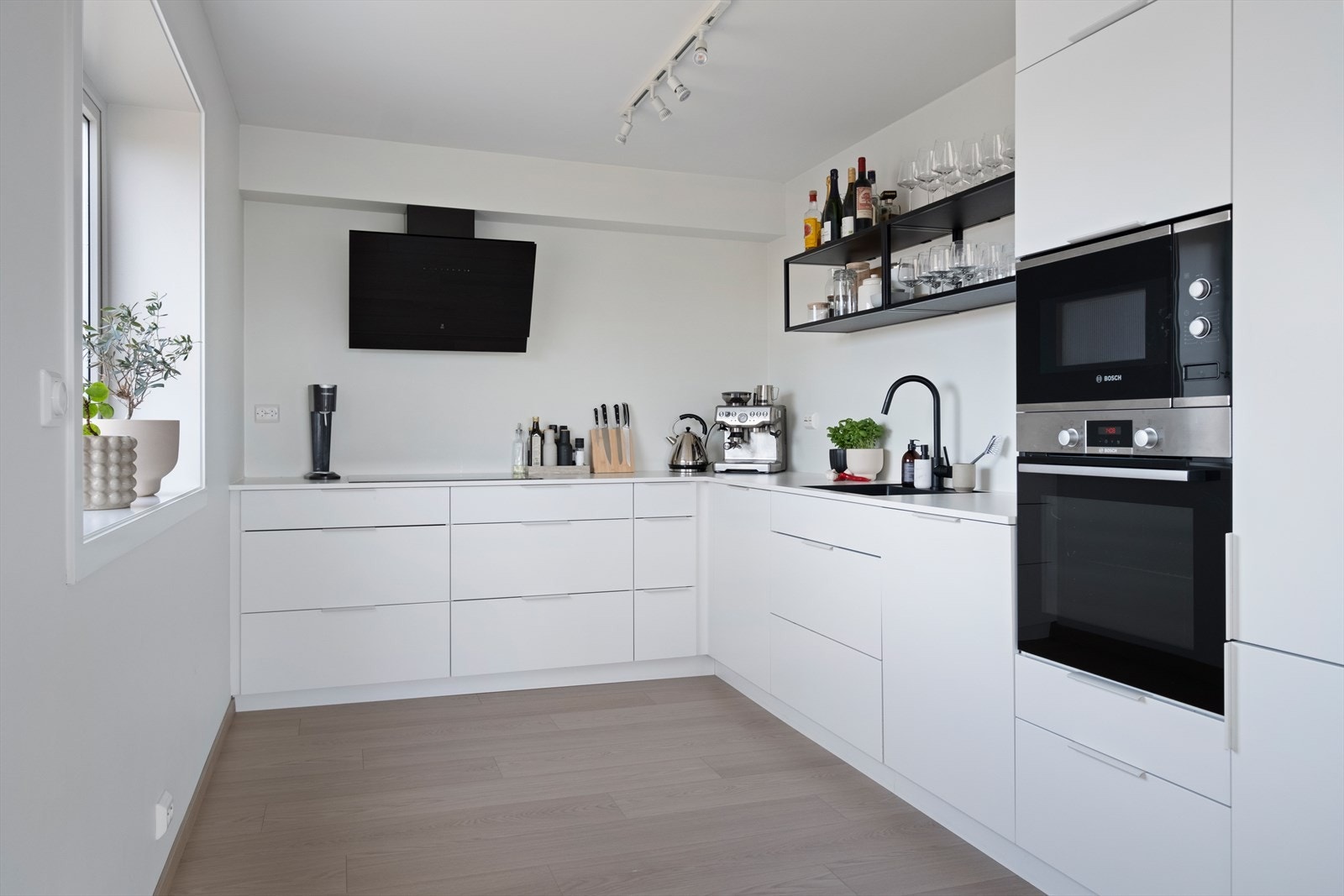 Kjøkkenet er av merket Kvik Galleribilde