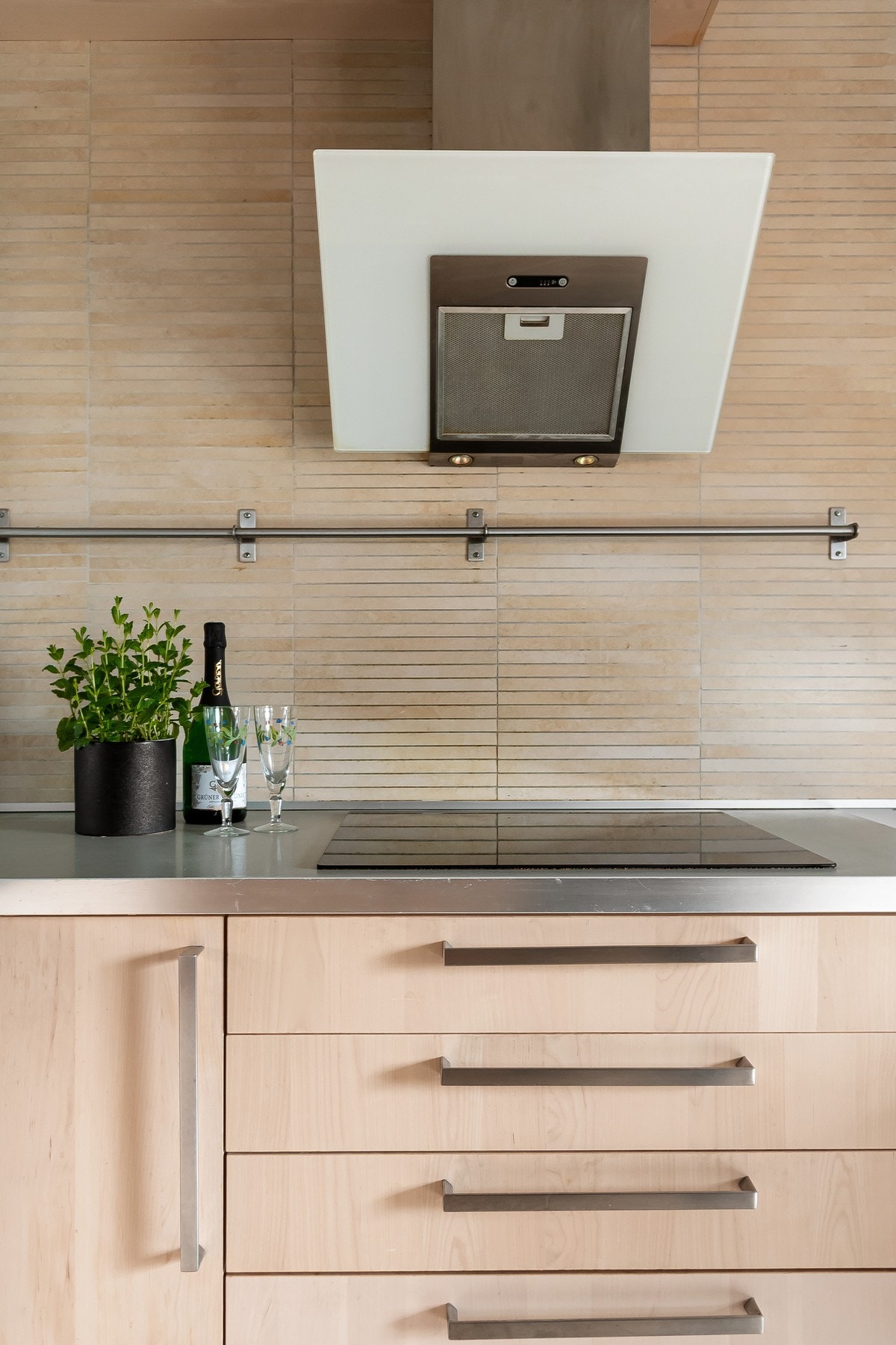 Moderne uttrykk med rene linjer og gode arbeidsflater. Galleribilde