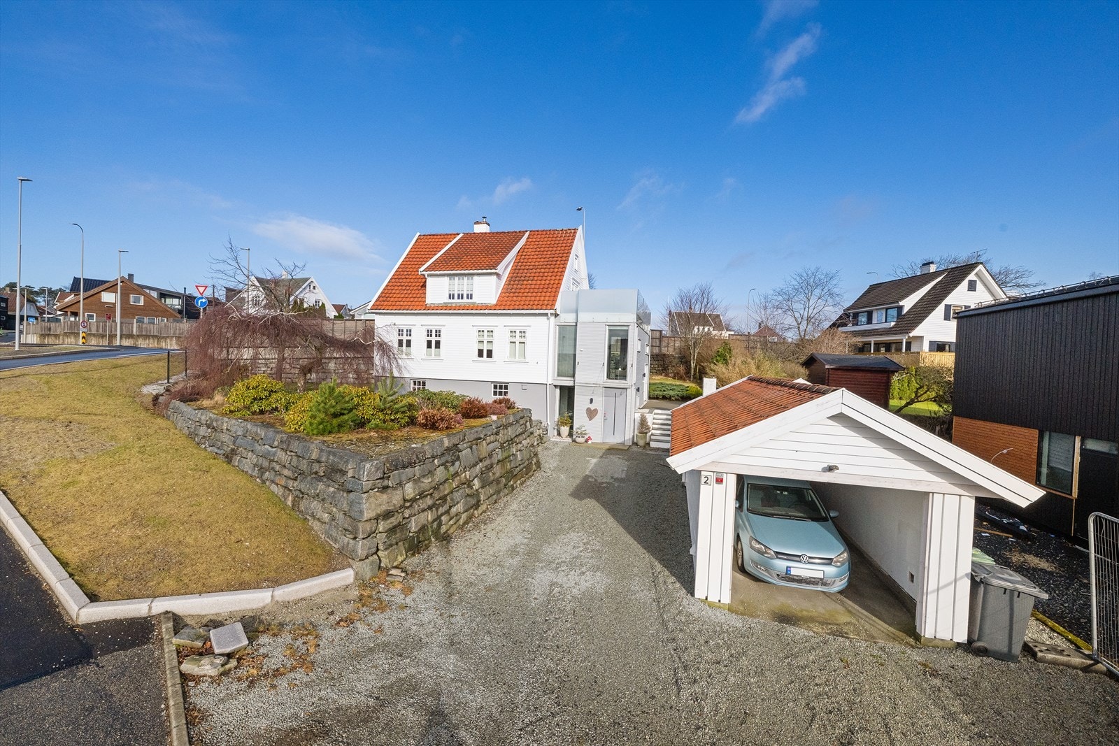 EiendomsMegler 1 v/ Fredrik Simonsen presenterer Hindalsveien 2 Galleribilde