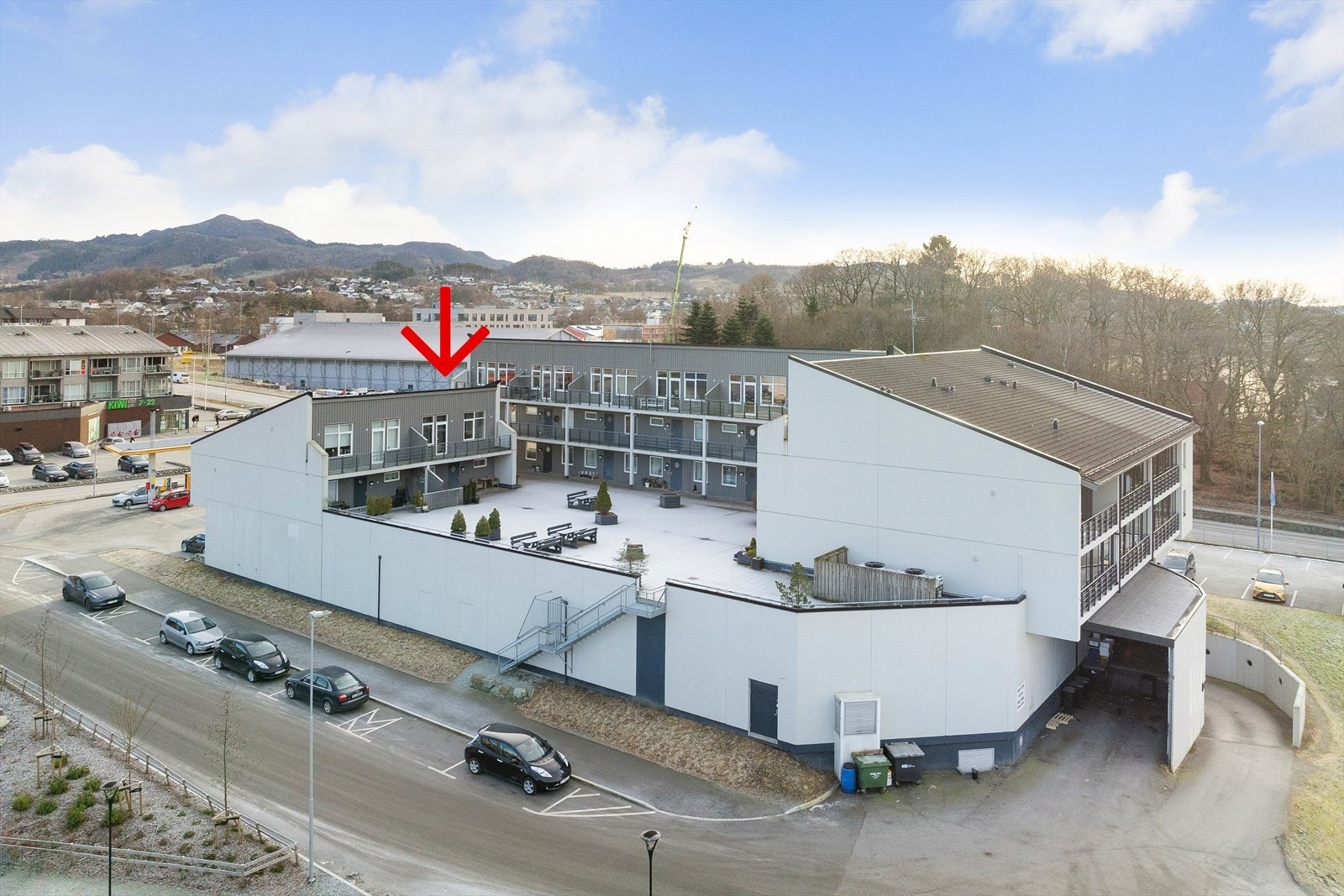 Leiligheten ligger midt i smørøyet med kort gange til alle fasiliteter Galleribilde