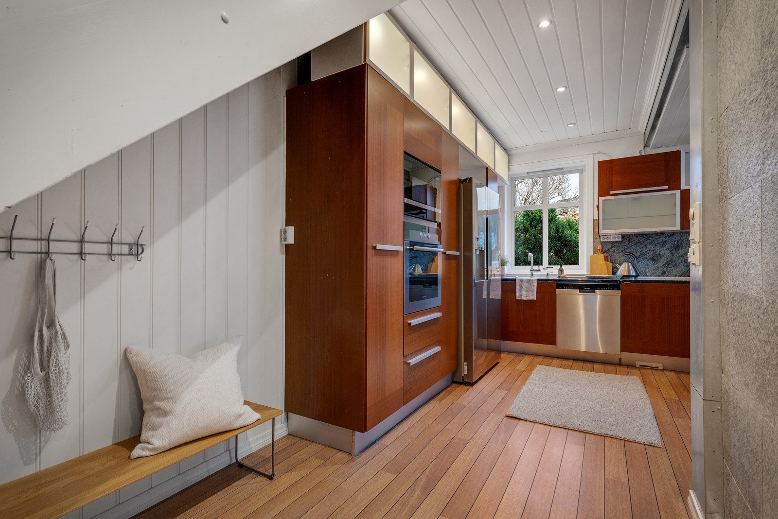 - Det er varmekabler i alle gulv i 1.etasje - Galleribilde