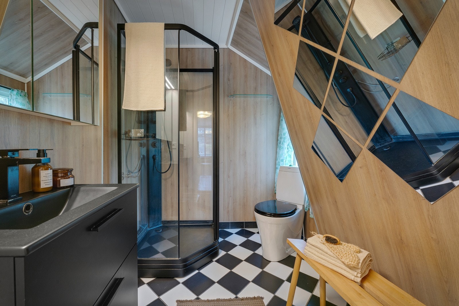 - Bad i 2.etasje sist oppgradert i 2023 - Galleribilde