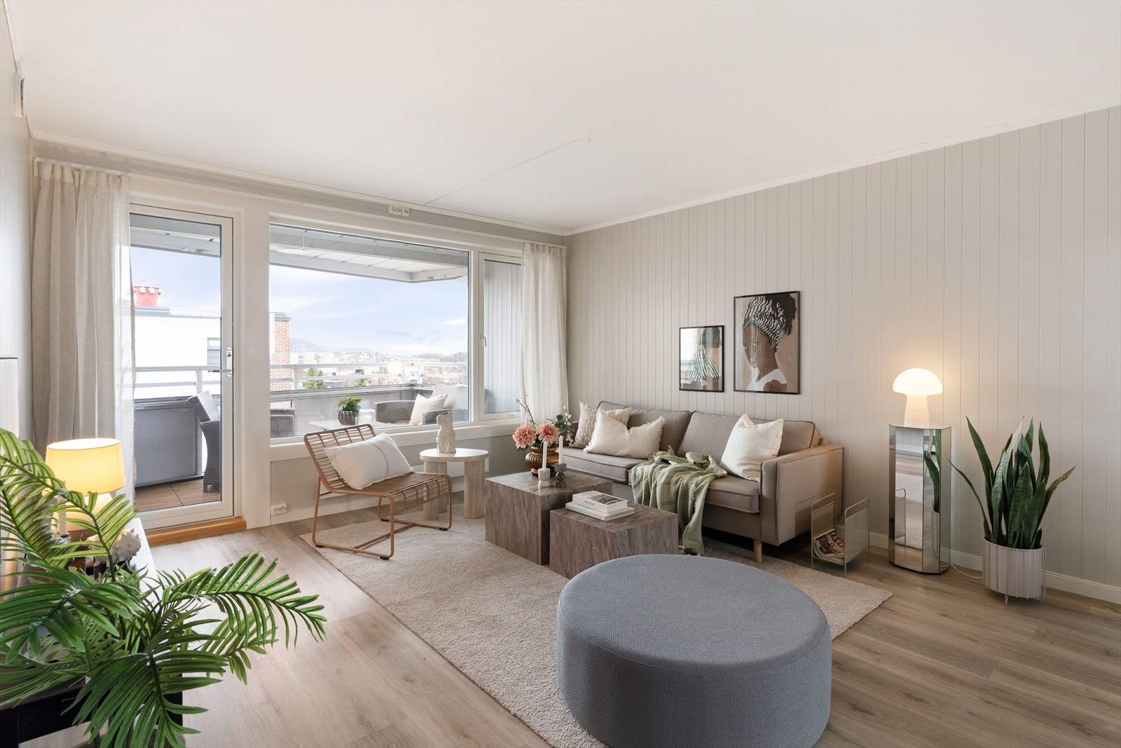 Med leiligheten følger det to boder i kjeller med et samlet areal på 14 kvm. Galleribilde