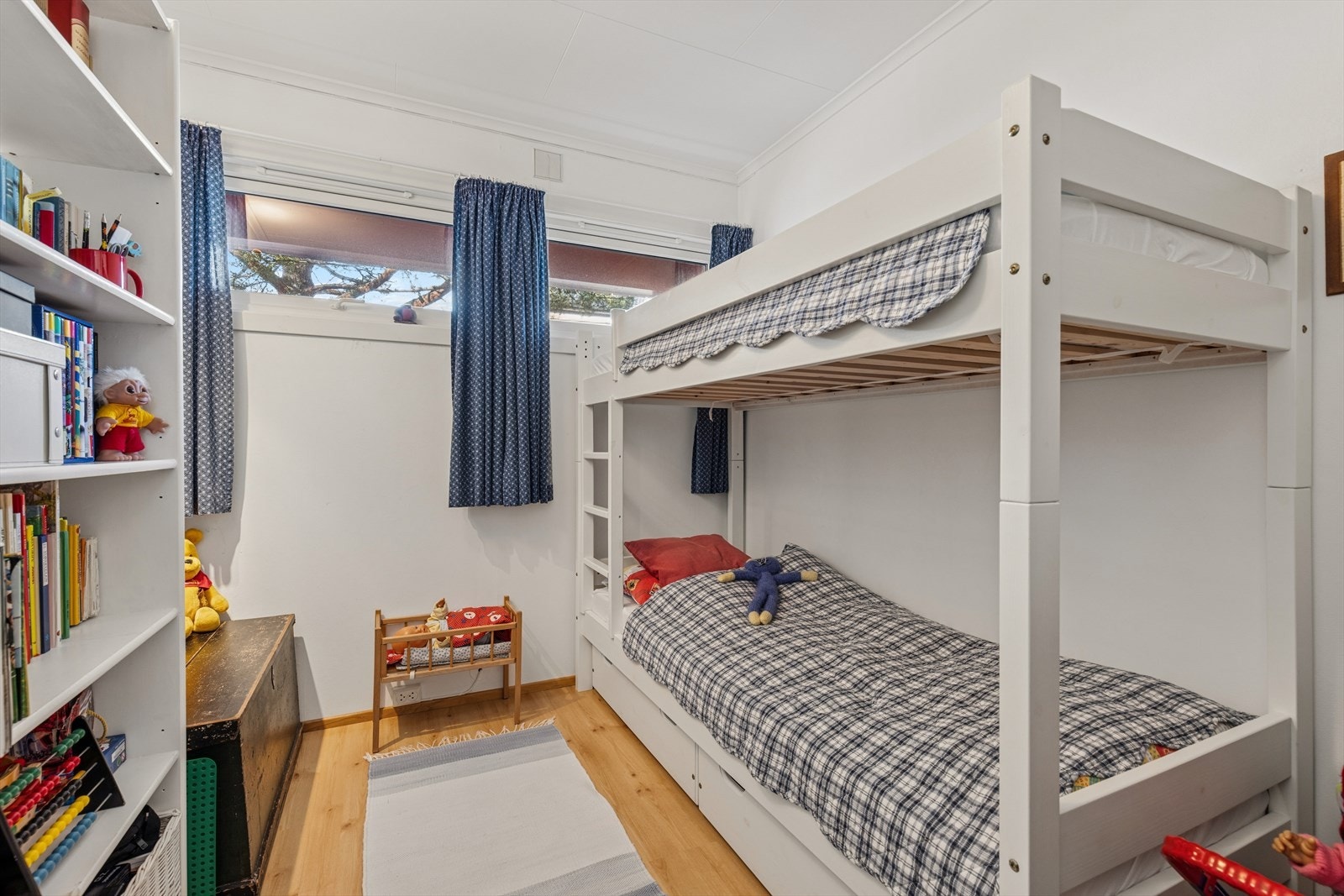 Soverom 2, like ved hoved soverommet. Galleribilde