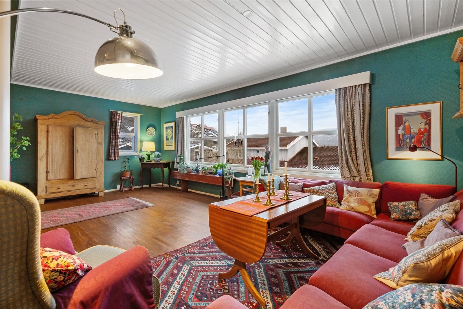 Gulvet er lagt med Bilinga tregulv. Galleribilde