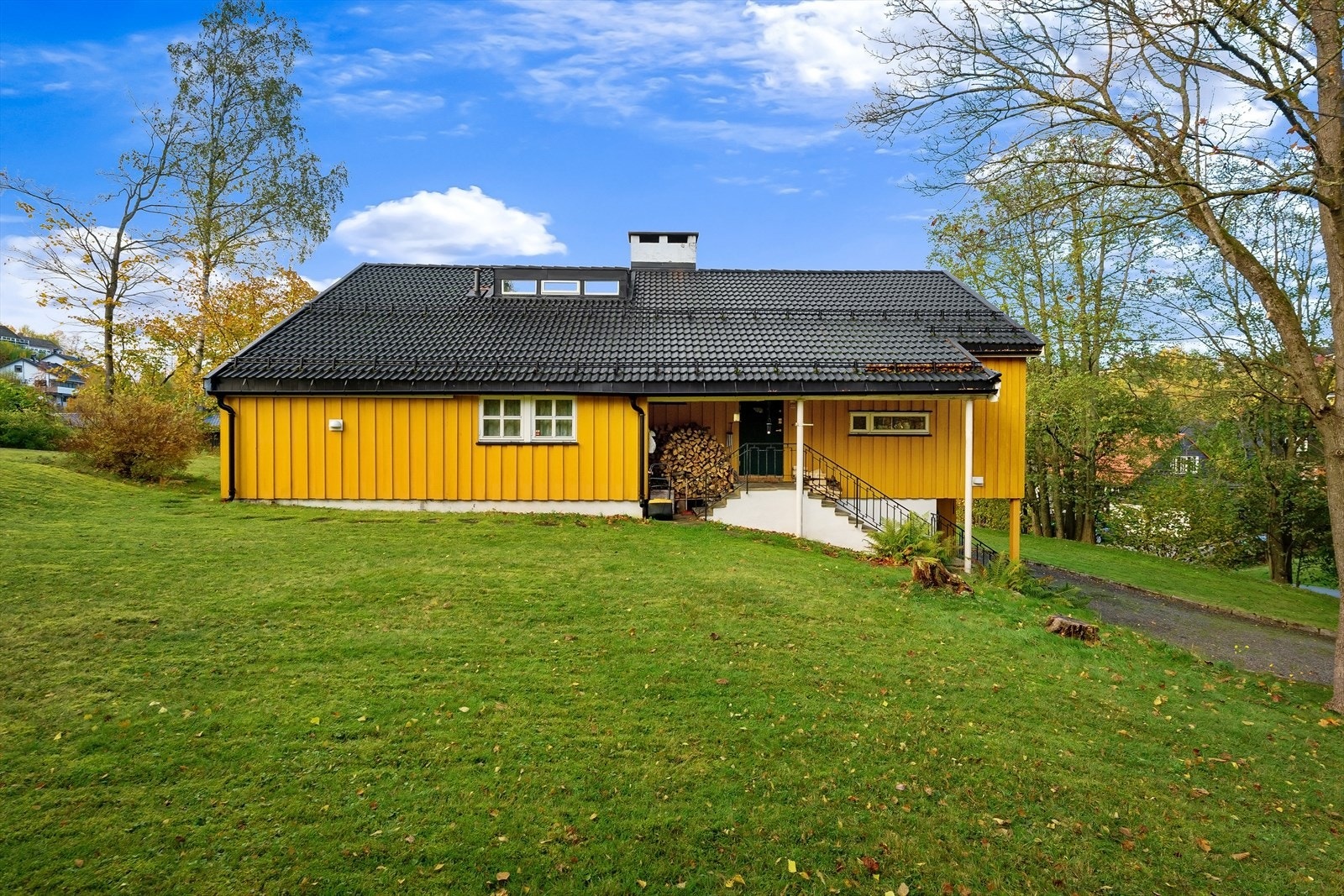 God plass til både lek, avslapning og hageprosjekter Galleribilde