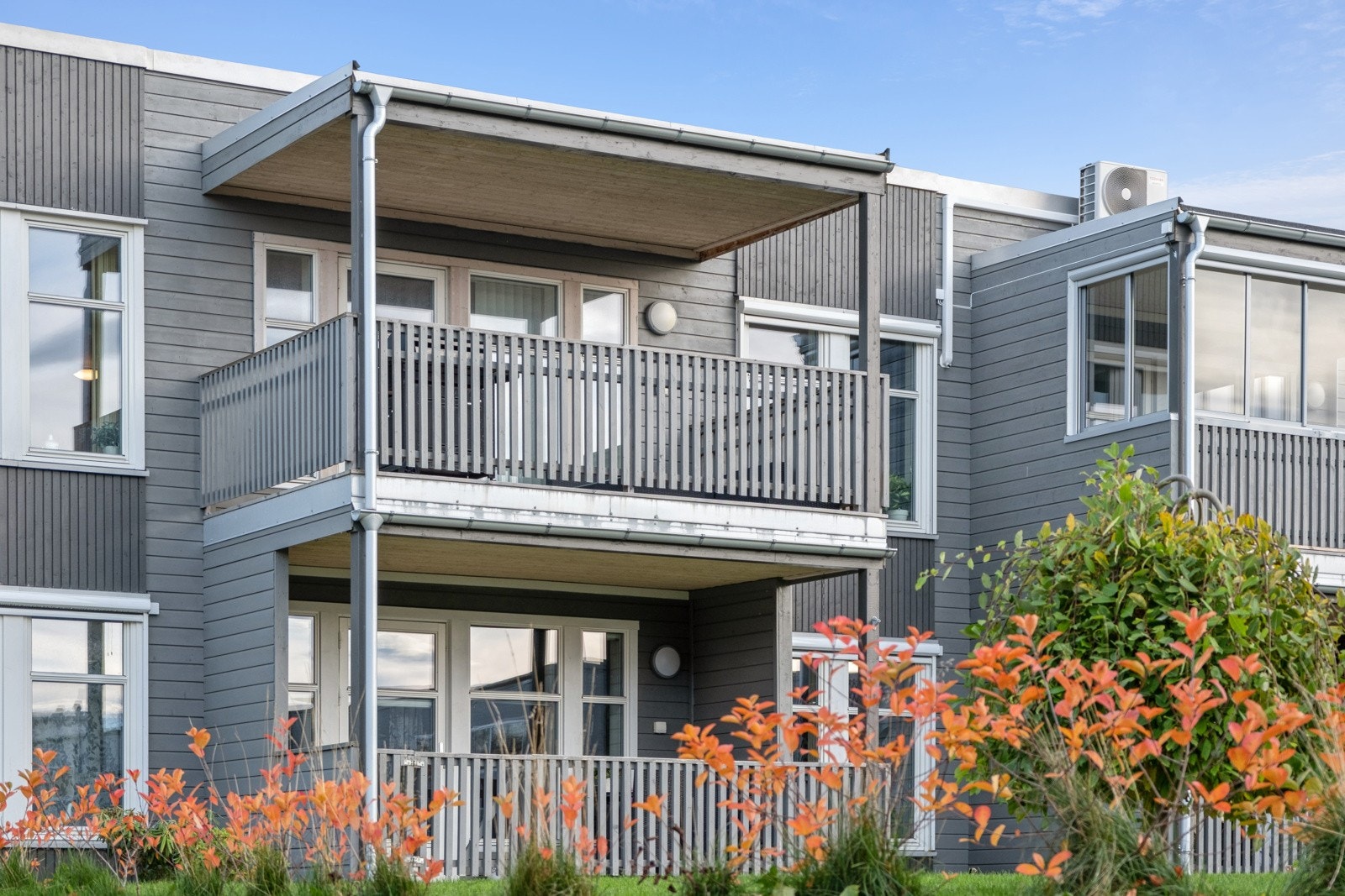 Velkommen til Kassefabrikkvegen 6 - Delikat 3-roms leilighet i 2.etg. med carport. Sentral beliggenhet på Reinsholm. Galleribilde