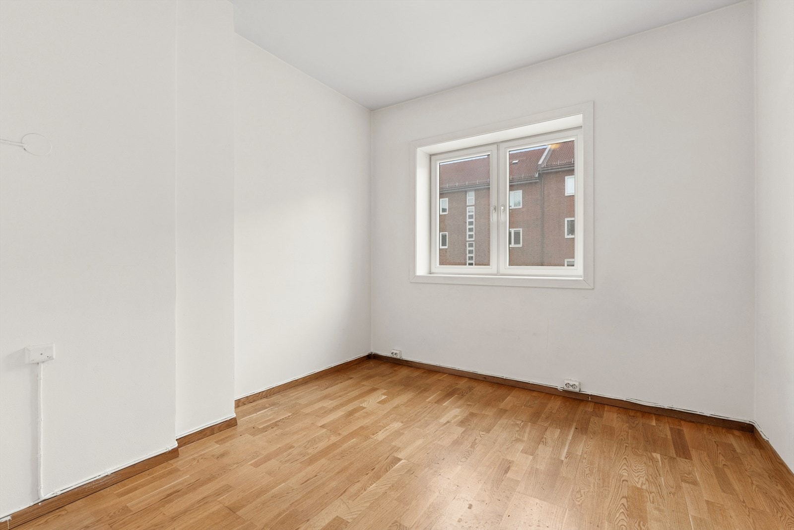 Dette rommet, tidligere kjøkken, ble omgjort til soverom i 2012. Galleribilde