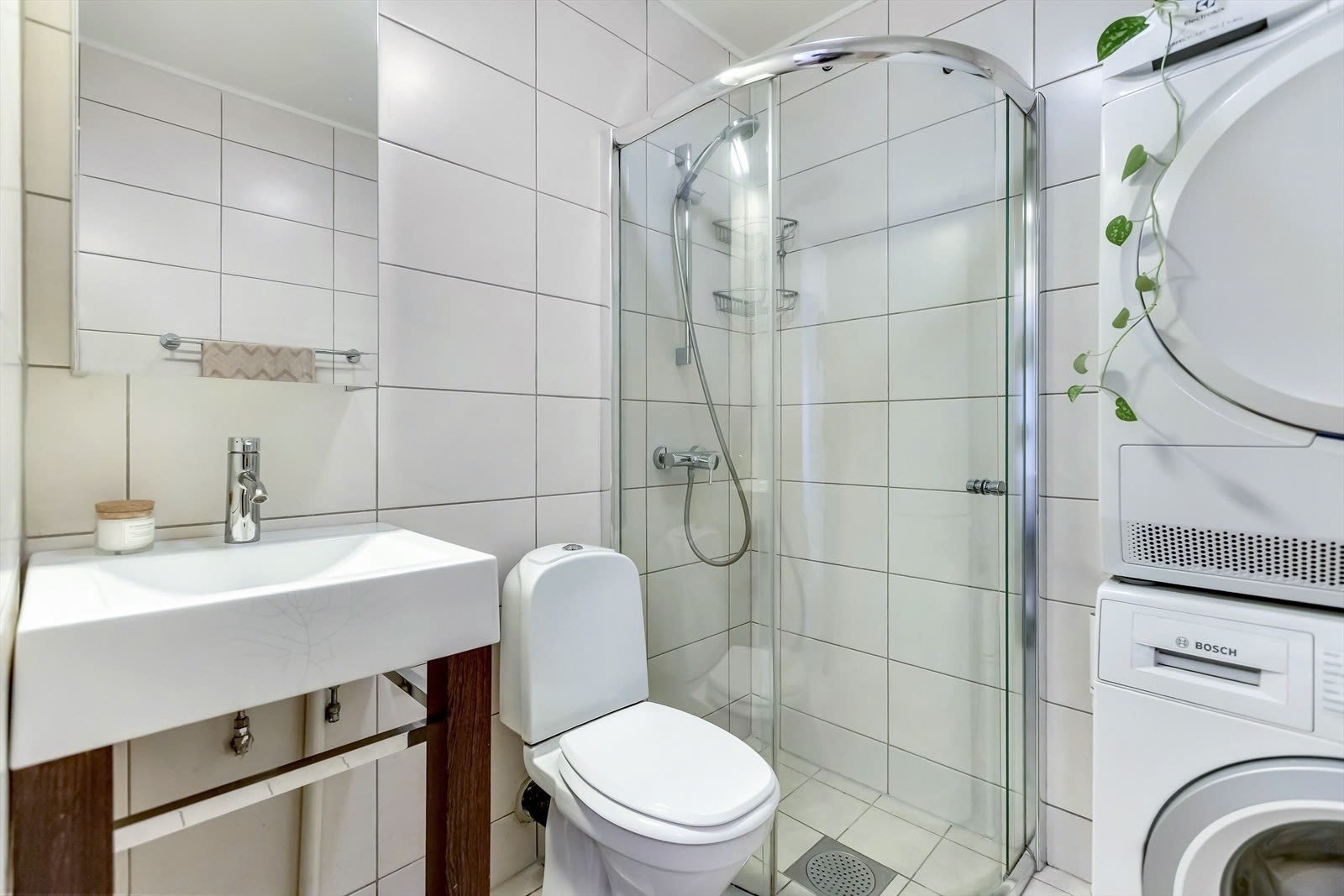 Inngang fra entréen. Galleribilde