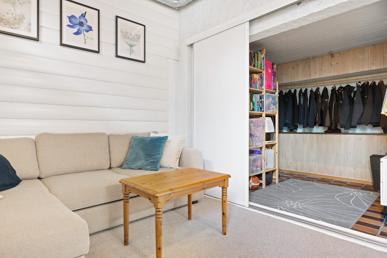 Kjelleren ble omsøkt og godkjent til soverom i 2015/2016 Galleribilde