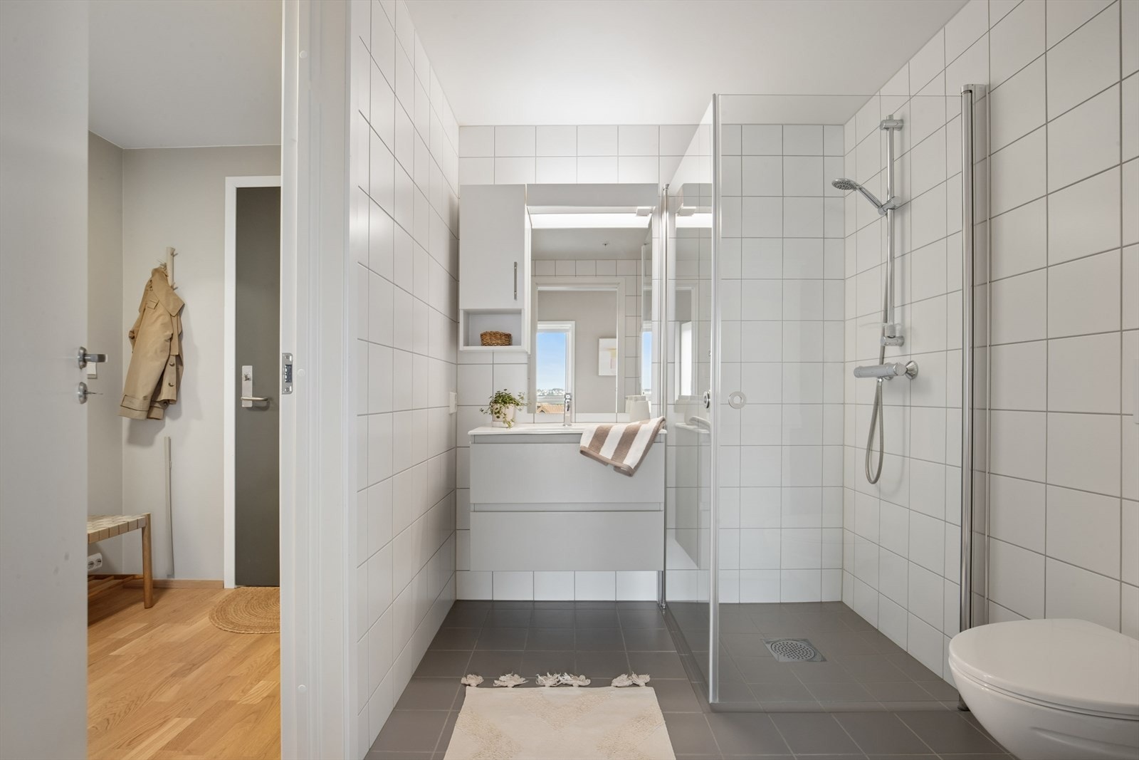 Badet har og adkomst fra entrè Galleribilde