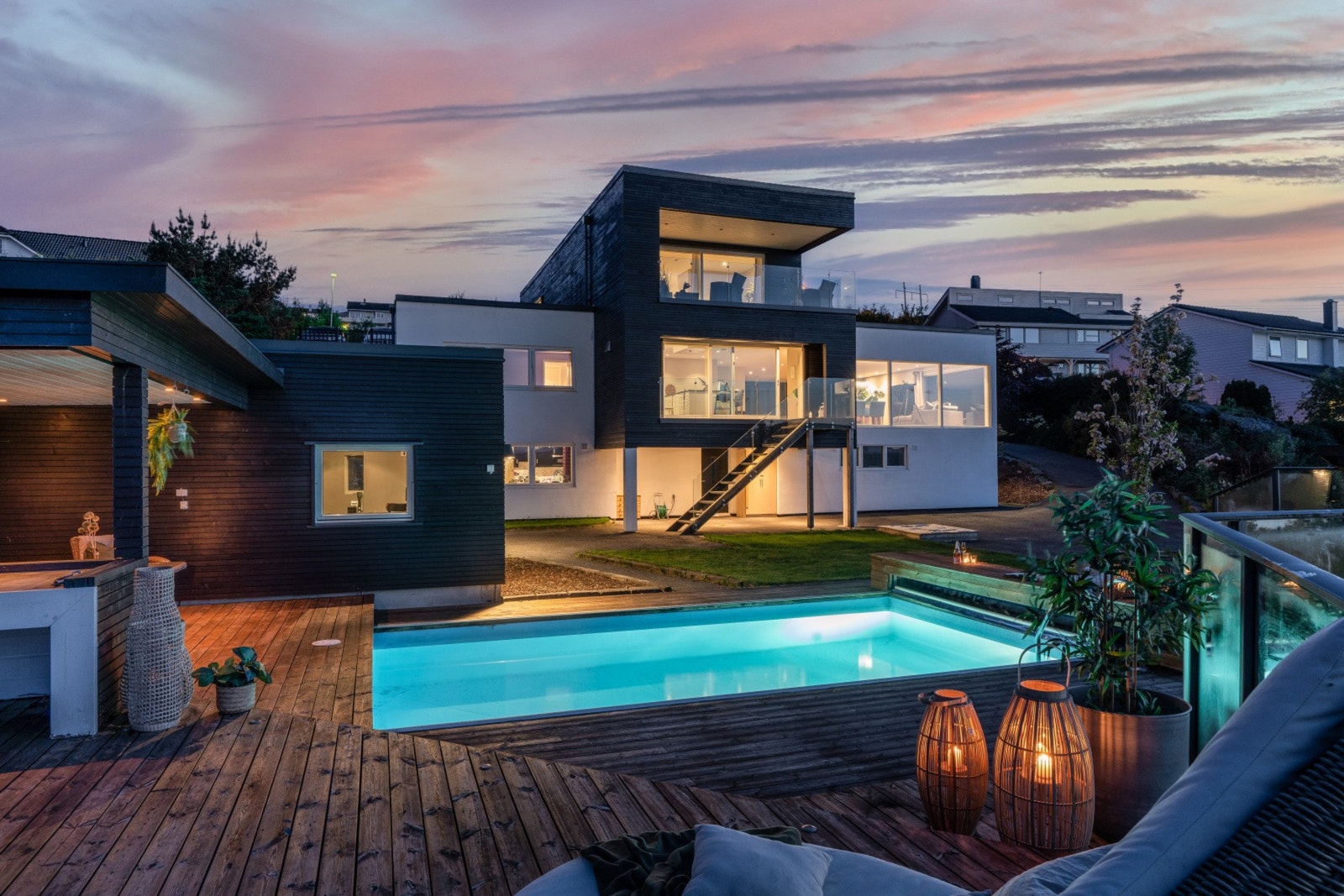 Nordre Knappen 62 presenteres av EIE Eiendomsmegling ved Simon Aasen. (Foto: Alexander Vie/Jarle Kysnes) Galleribilde